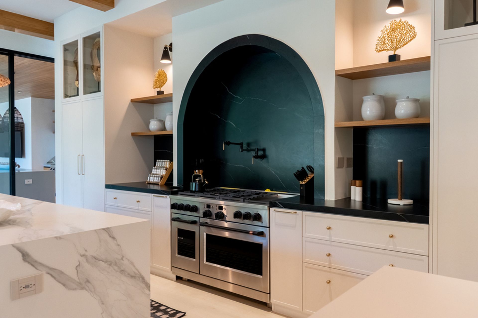 luxury homes Costa Rica, Costa Rica real estate, ocean view homes Costa Rica, beachfront homes Costa Rica, luxury villas Costa R