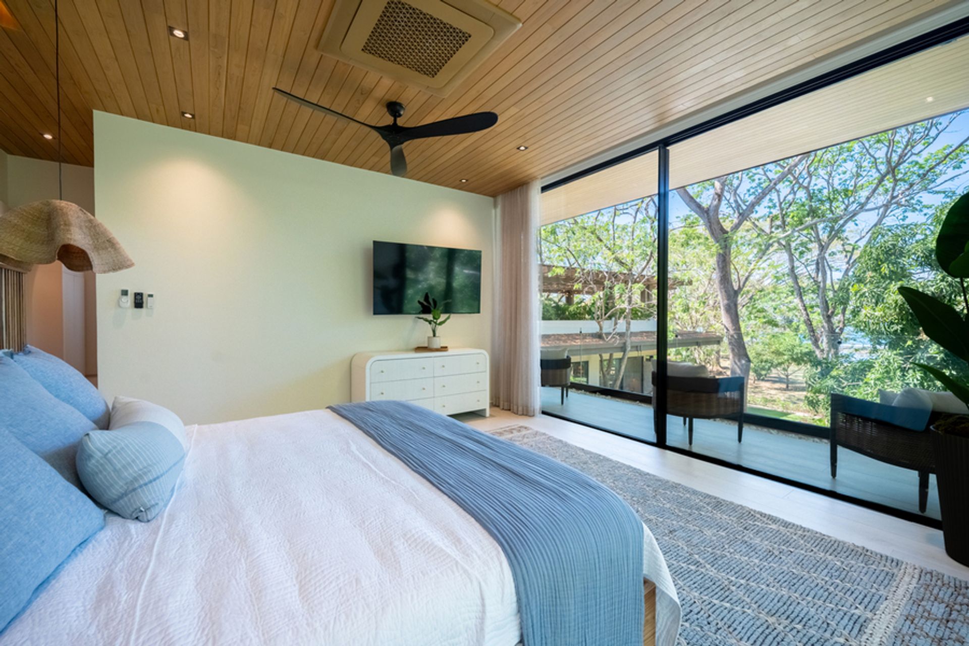 luxury homes Costa Rica, Costa Rica real estate, ocean view homes Costa Rica, beachfront homes Costa Rica, luxury villas Costa R