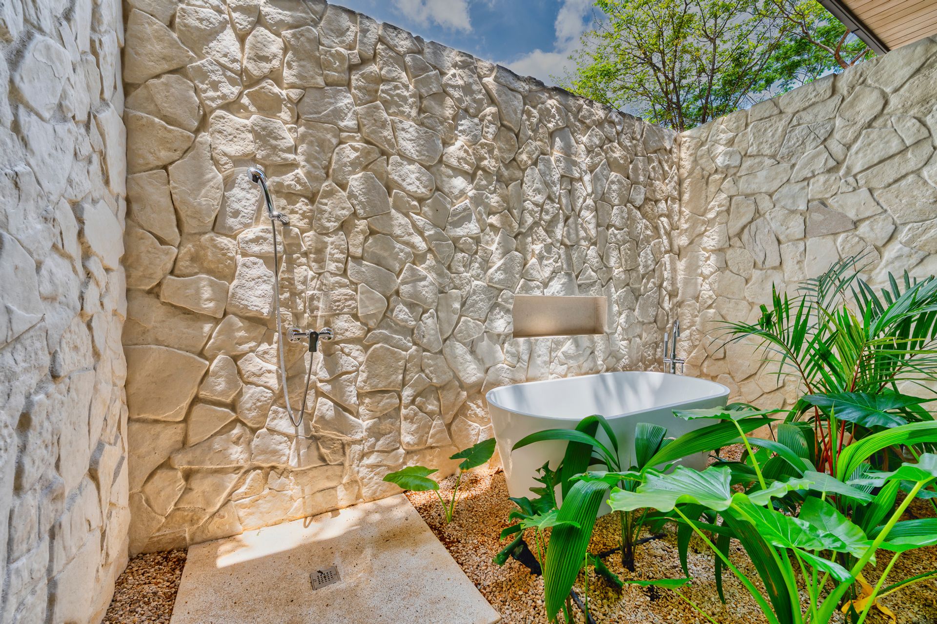 Three house hacienda pinilla, luxury house for sale hacienda pinilla guanacaste, ocean front house for sale, golf course costa r