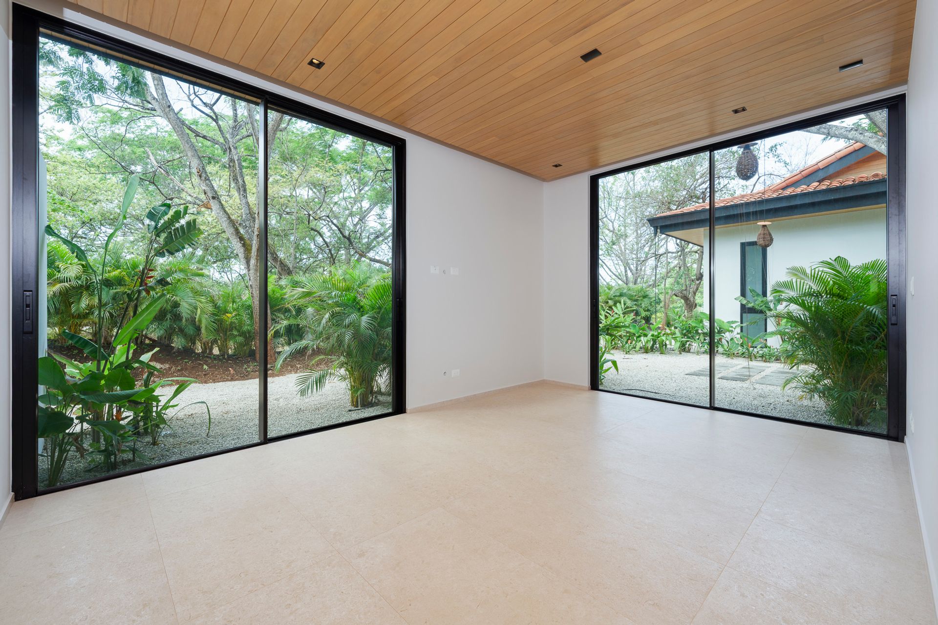 Three house hacienda pinilla, luxury house for sale hacienda pinilla guanacaste, ocean front house for sale, golf course costa r