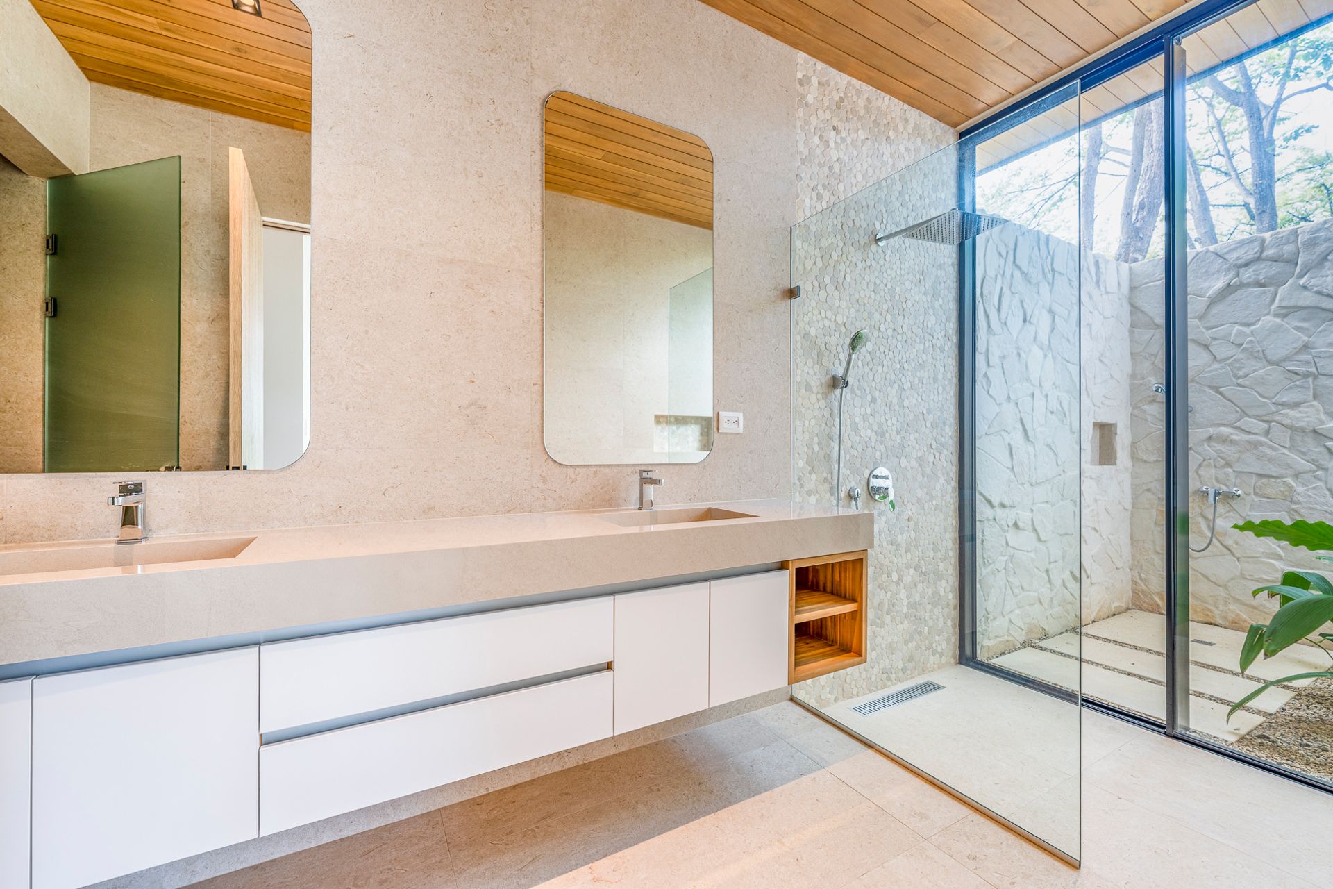 Three house hacienda pinilla, luxury house for sale hacienda pinilla guanacaste, ocean front house for sale, golf course costa r