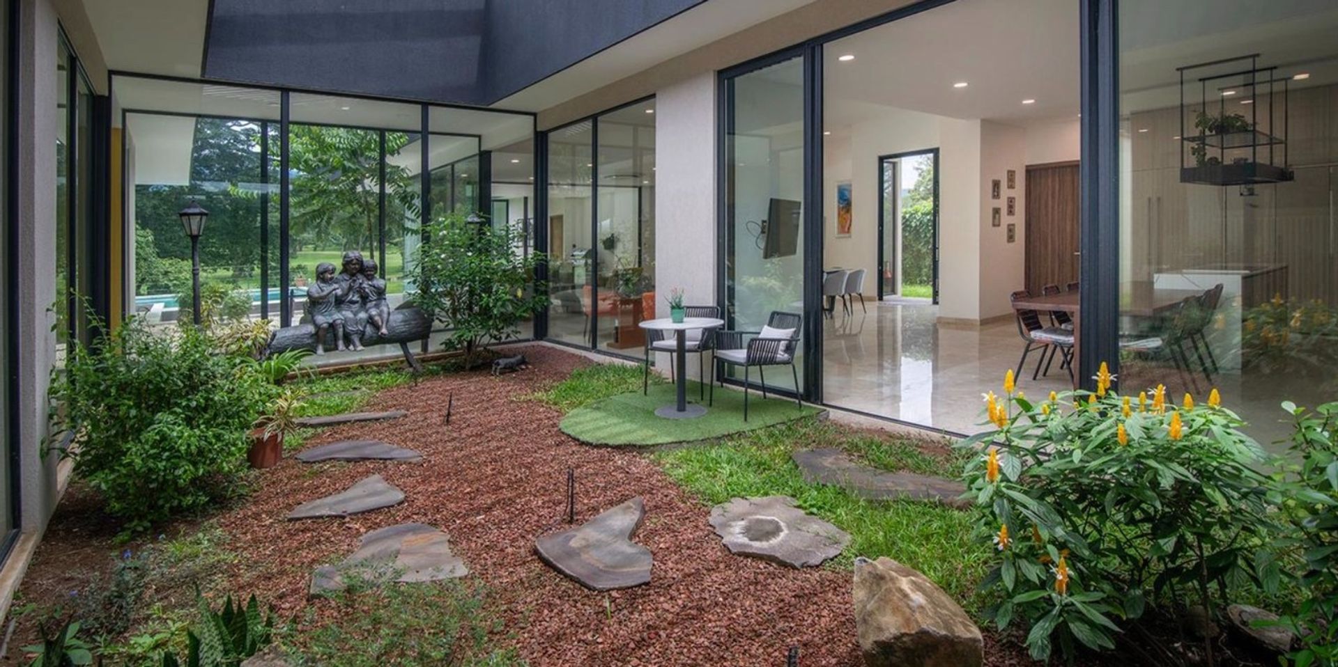 LUXURY HOME FOR SALE IN SANTA ANA PARQUE VALLE DEL SOL GOLF COURSE SANTA ANA SAN JOSE ESCAZU