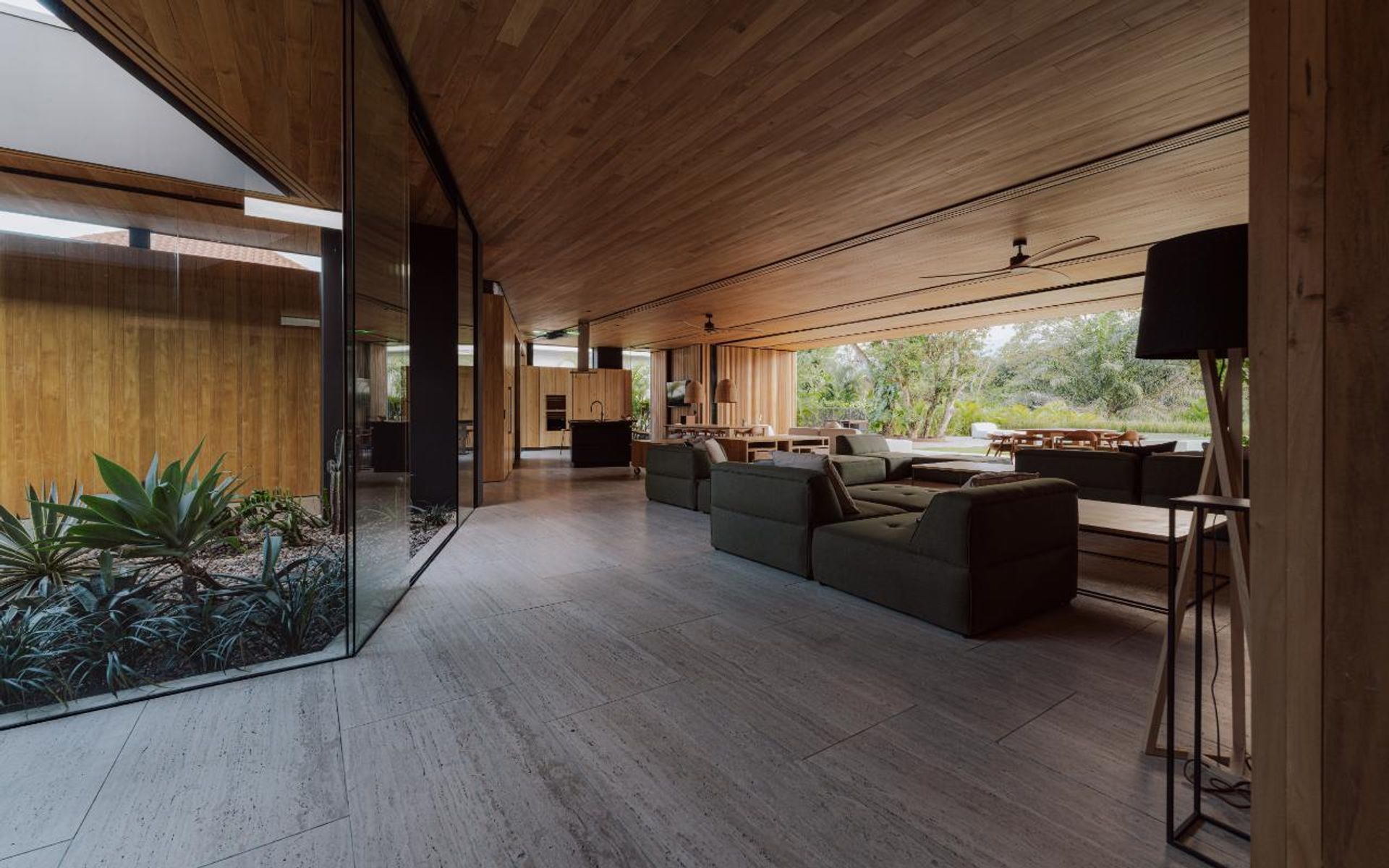 LUXURY SINGLE LEVEL HOUSE FOR SALE VALLE DEL SOL, CASA EN VALLE DEL SOL DE UN NIVEL. VENTA DE CASA EN VALLE DEL SOL GOLF COURSE 