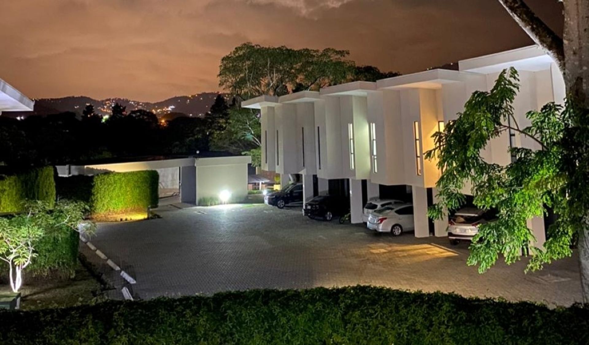 House for sale Santa Ana, townhome for sale santa ana, Maria Fernanda Rivas, bilash and Charron Real Estate Group, Costa Rica, u