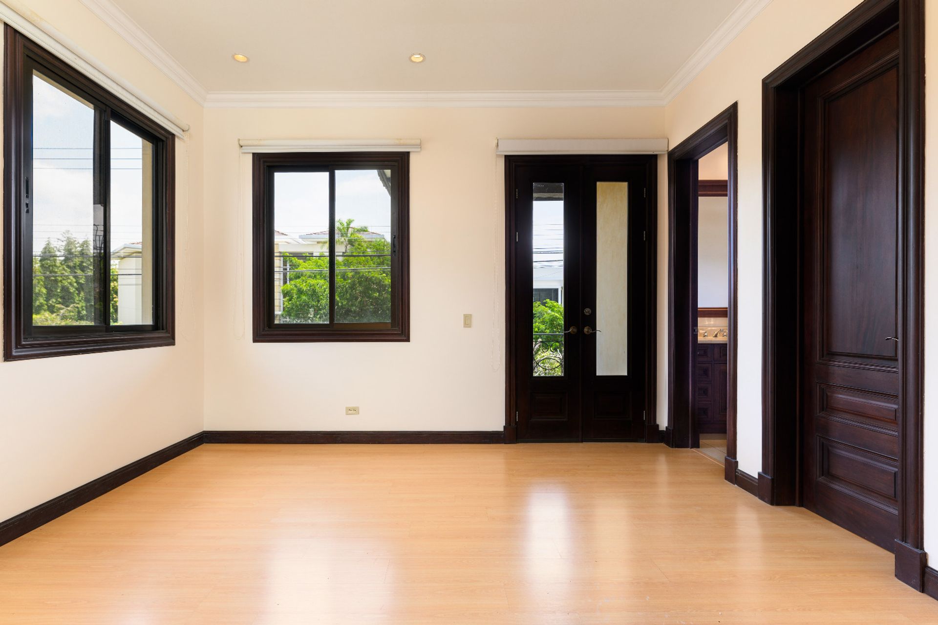 Valle del sol house for sale, luxury house for sale santa ana, golf course gated community costa rica, valle del sol golf course