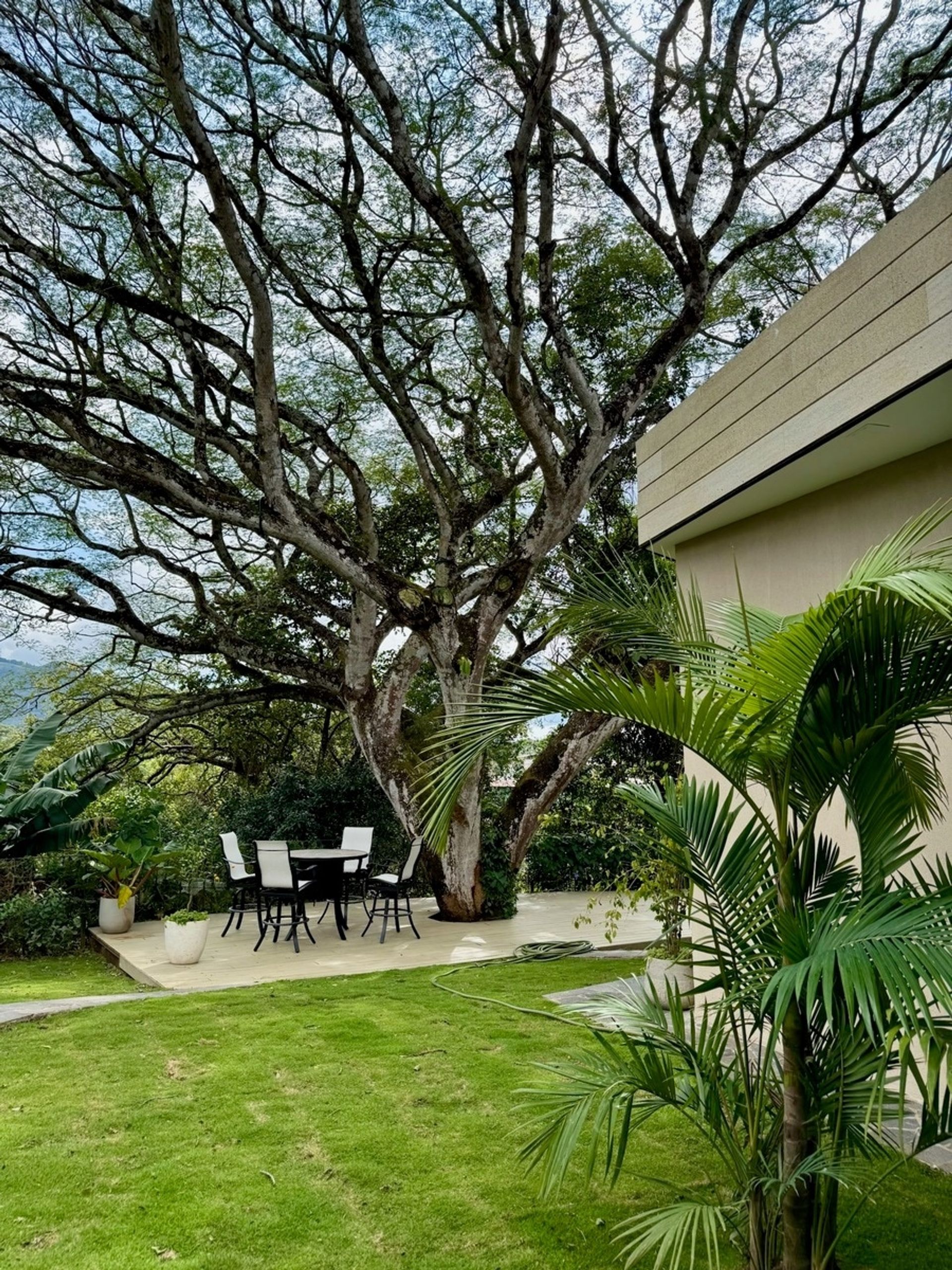 Luxury house for sale in valle del sol golf course lindora venta de casa en valle del sol alquiler casa valle del sol golf cours