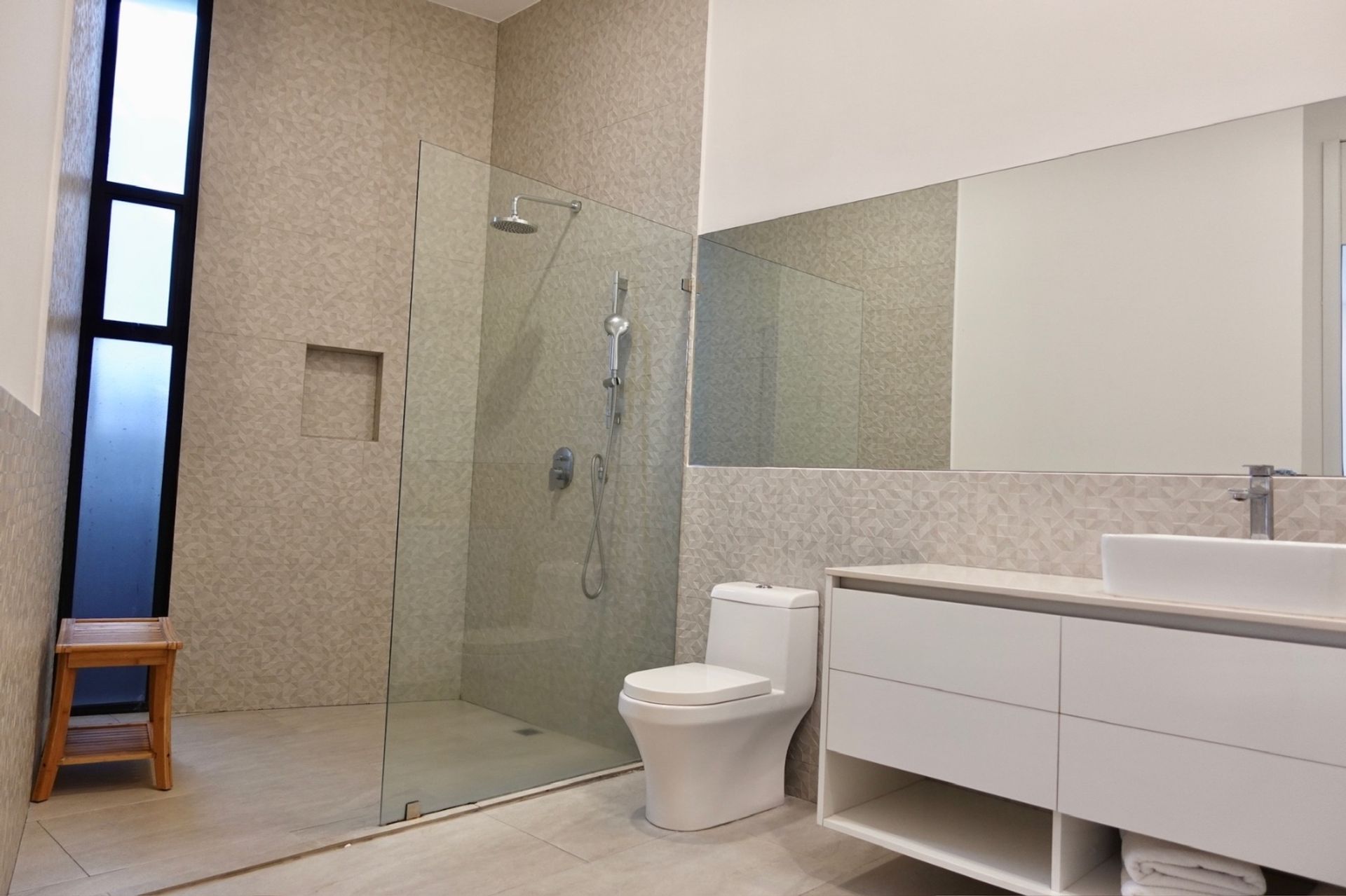 Luxury house for sale in valle del sol golf course lindora venta de casa en valle del sol alquiler casa valle del sol golf cours