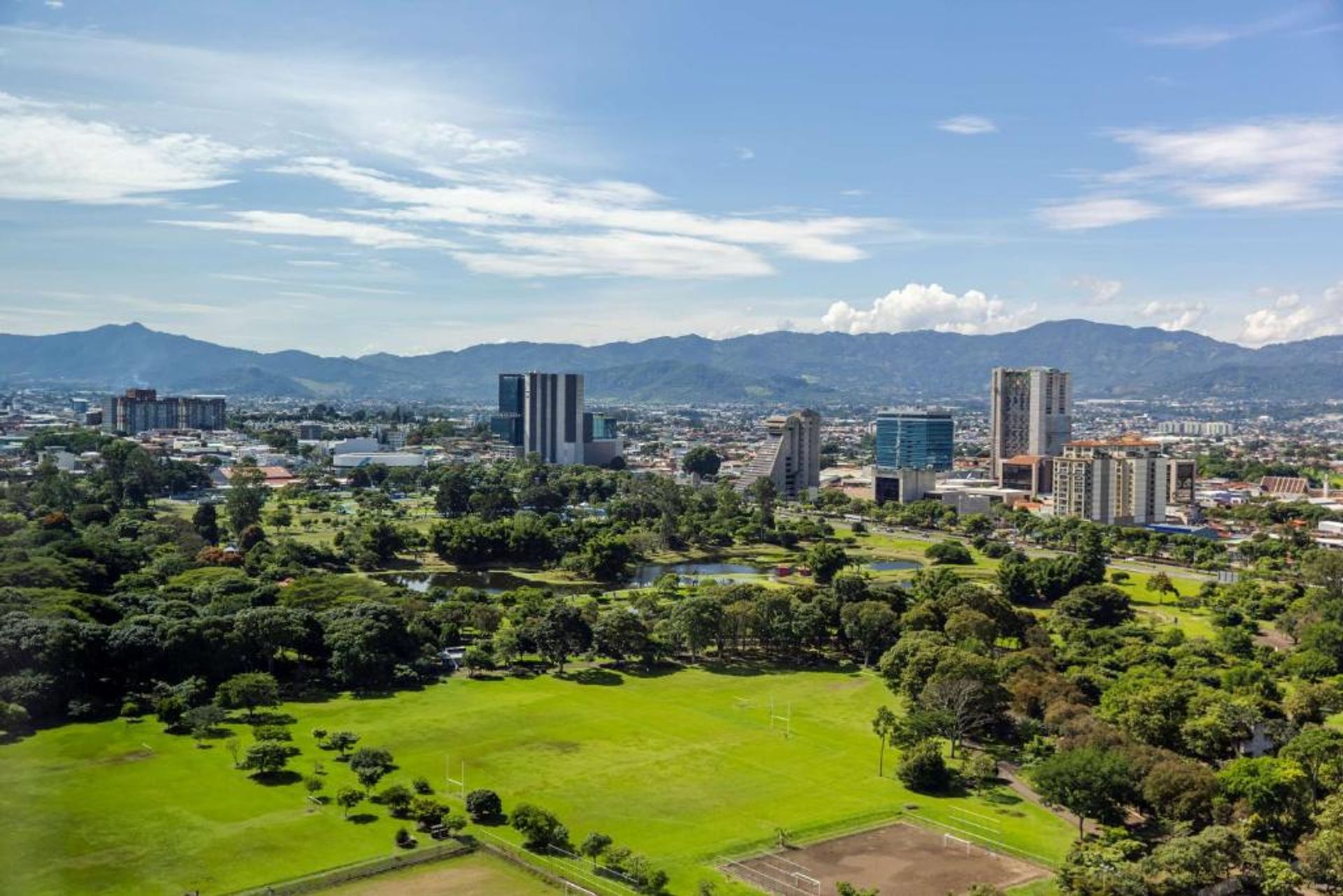 Penthouse la sabana, hilton sabana for sale maria fernanda rivas bilash and charron real estate group
