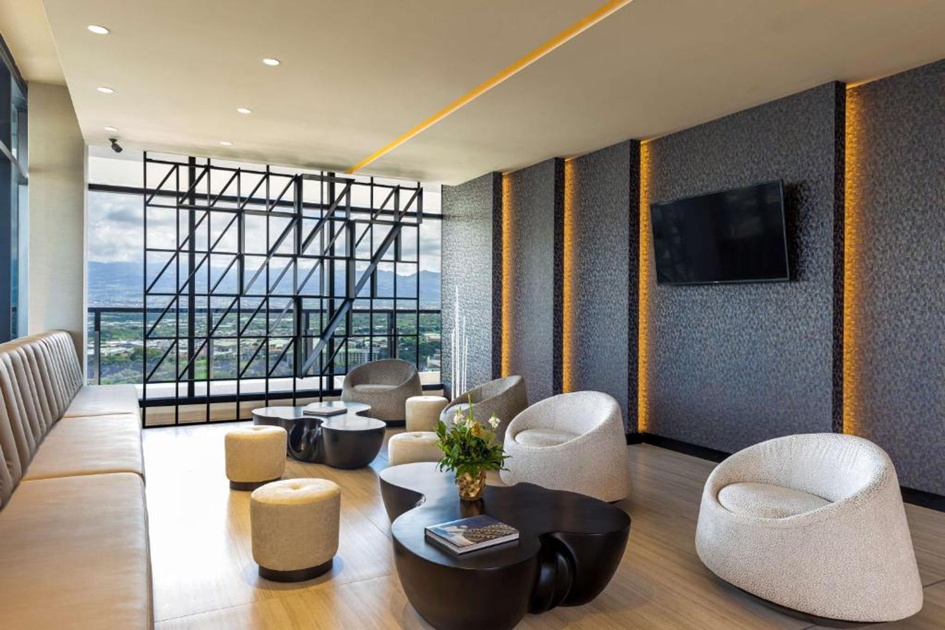 Penthouse la sabana, hilton sabana for sale maria fernanda rivas bilash and charron real estate group