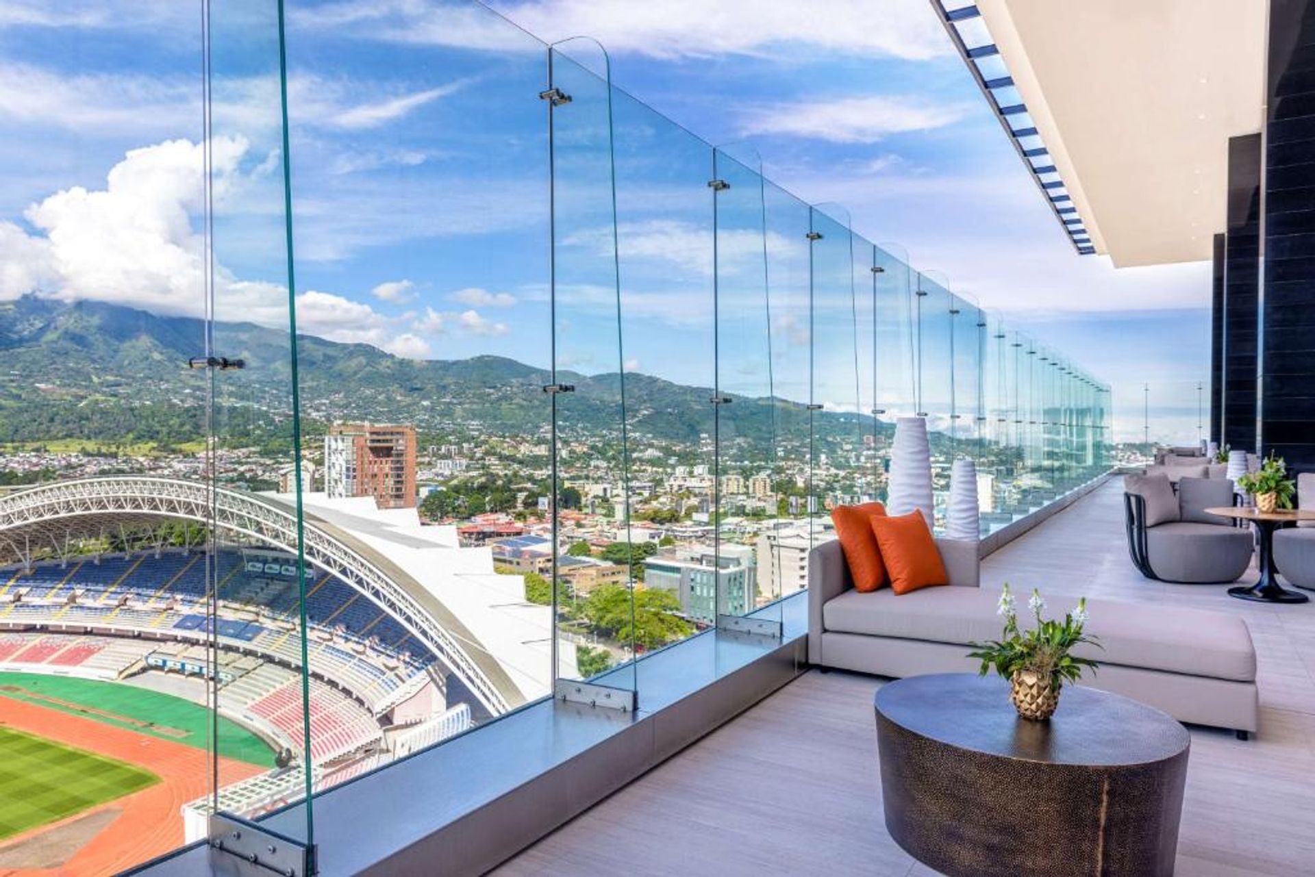 Penthouse la sabana, hilton sabana for sale maria fernanda rivas bilash and charron real estate group
