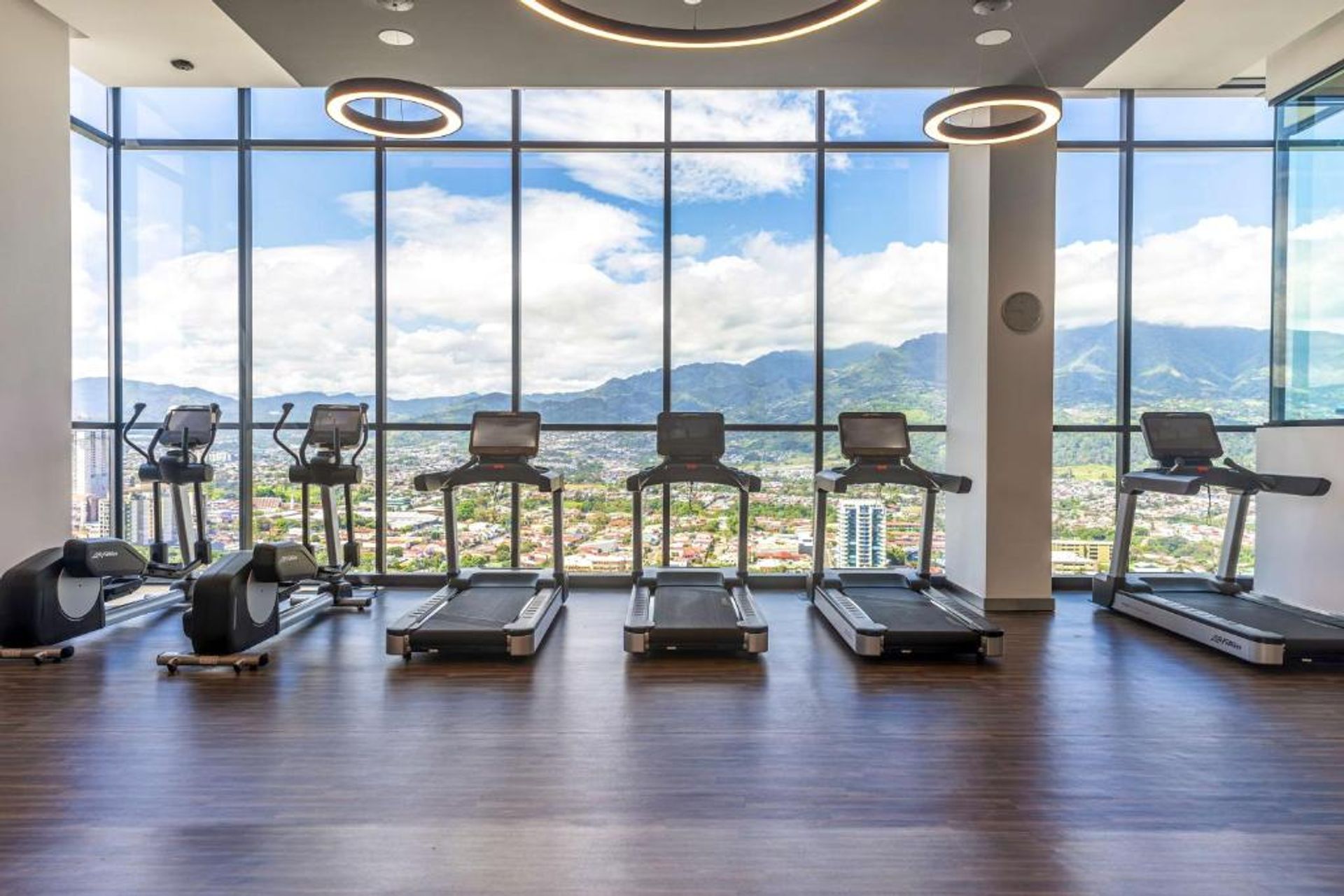 Penthouse la sabana, hilton sabana for sale maria fernanda rivas bilash and charron real estate group