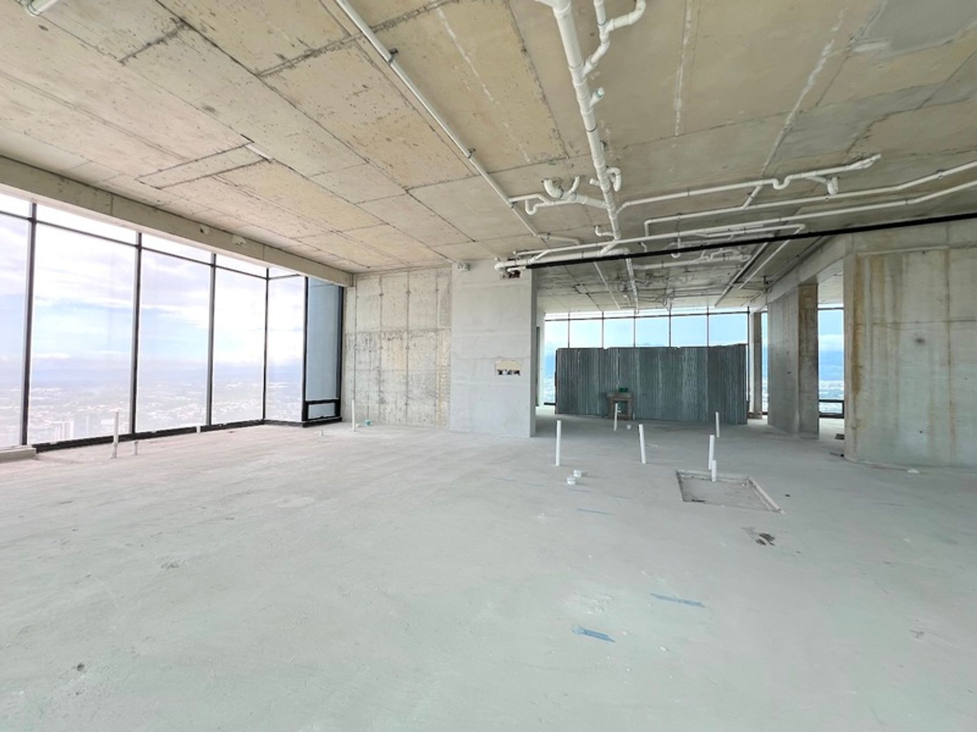Penthouse la sabana, hilton sabana for sale maria fernanda rivas bilash and charron real estate group