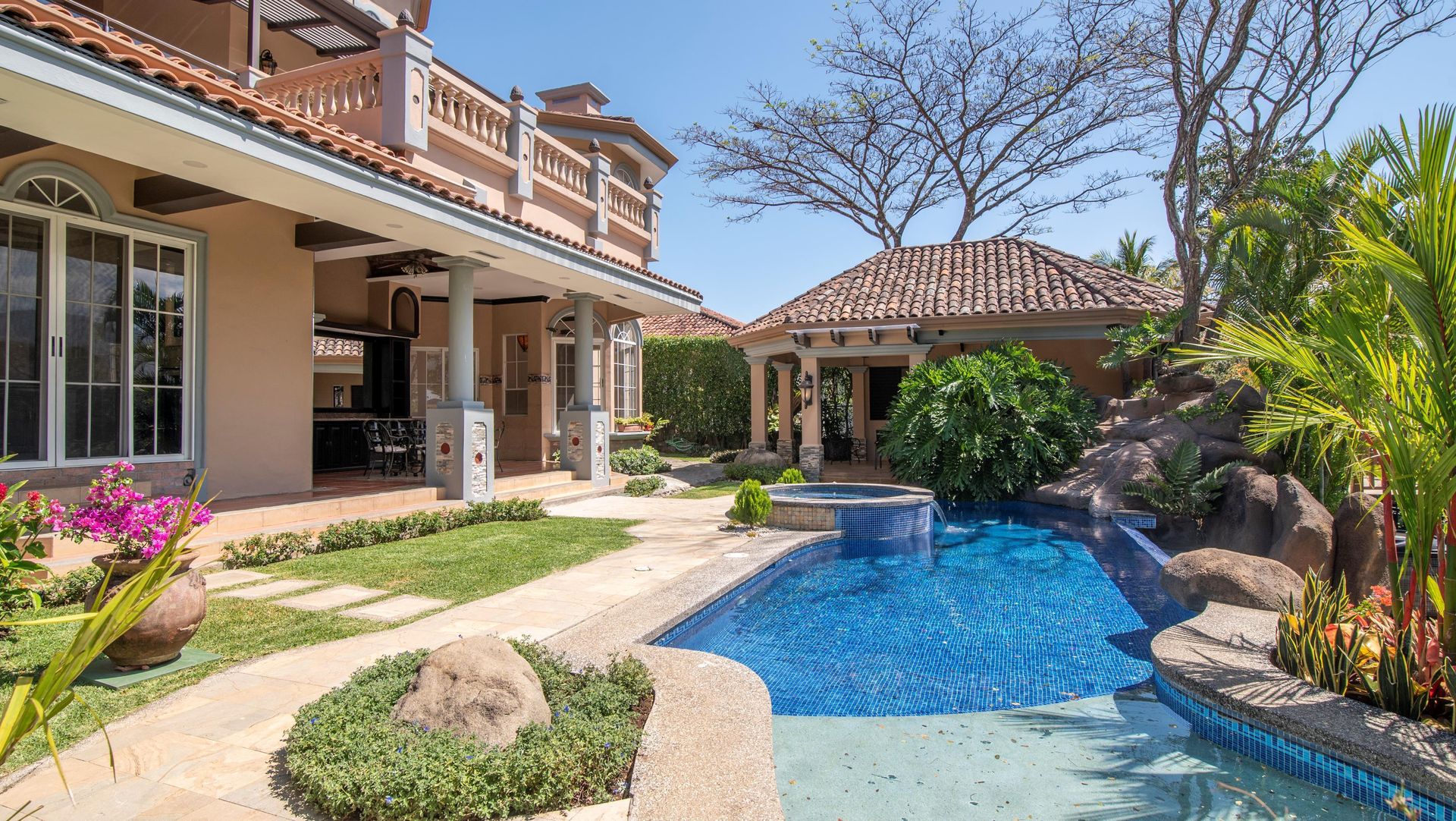 luxury house for sale in valle del sol golf course communitu, luxury house for rent in valle del sol golf course gated community