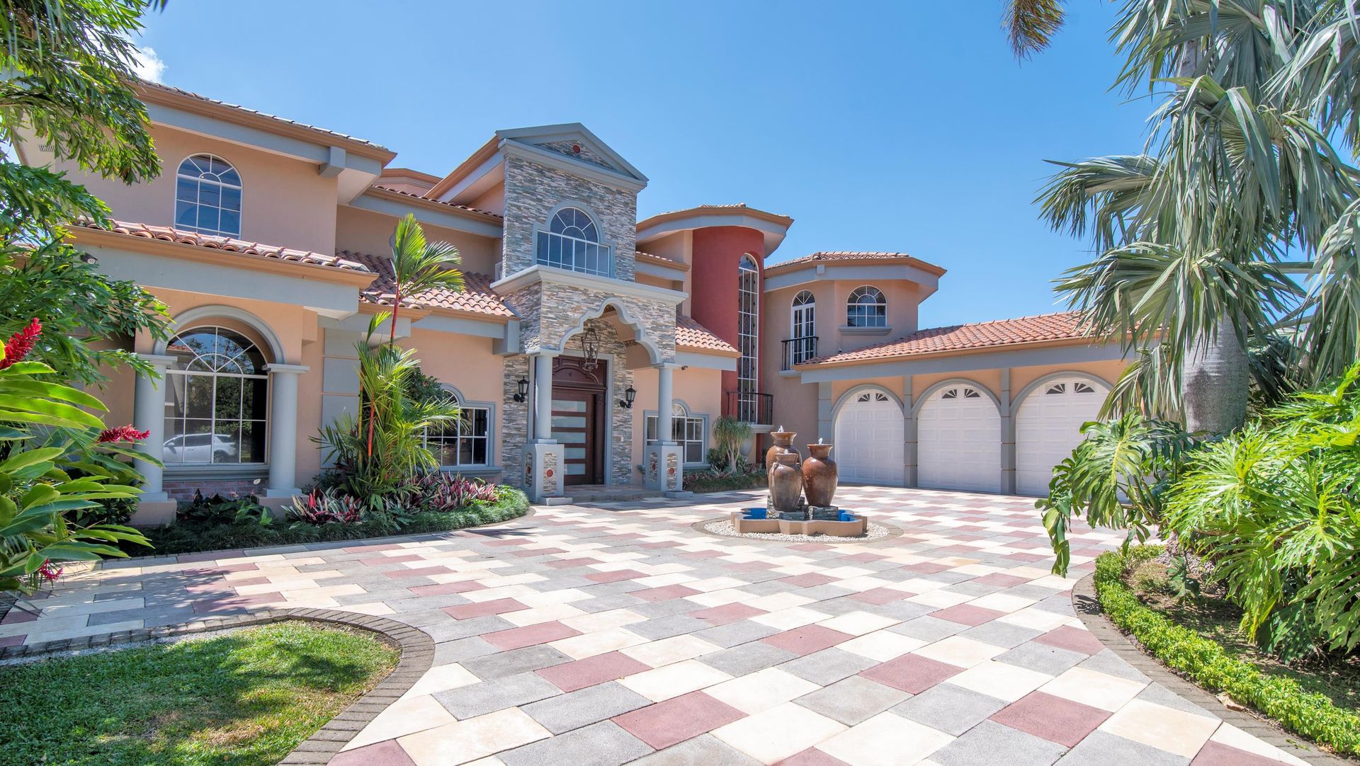 luxury house for sale in valle del sol golf course communitu, luxury house for rent in valle del sol golf course gated community