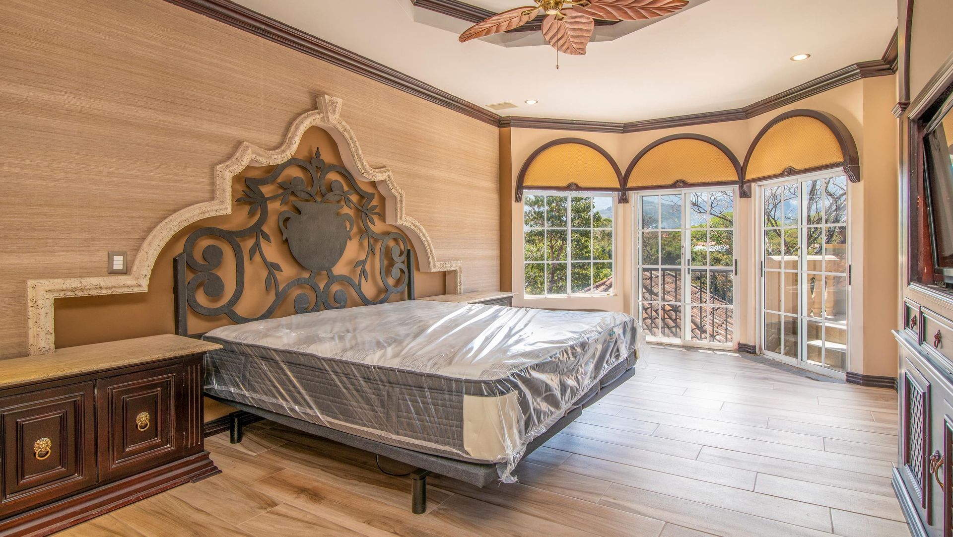 luxury house for sale in valle del sol golf course communitu, luxury house for rent in valle del sol golf course gated community