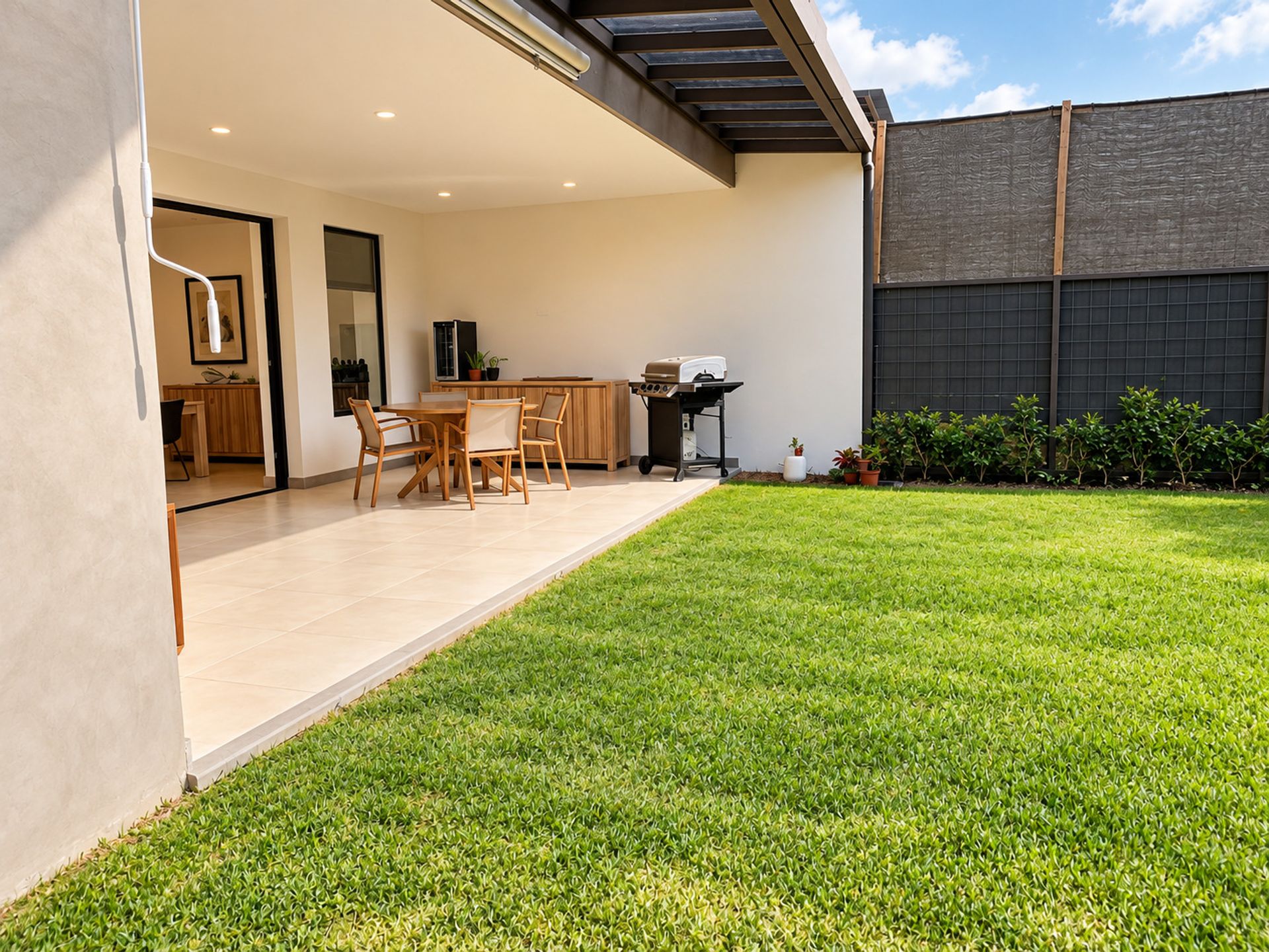 VEREDA LINDORA HOUSE FOR SALE SANTA ANA CASA EN VENTA BILASH AND CHARRON REAL ESTATE GROUP MARIA FERNANDA RIVAS
