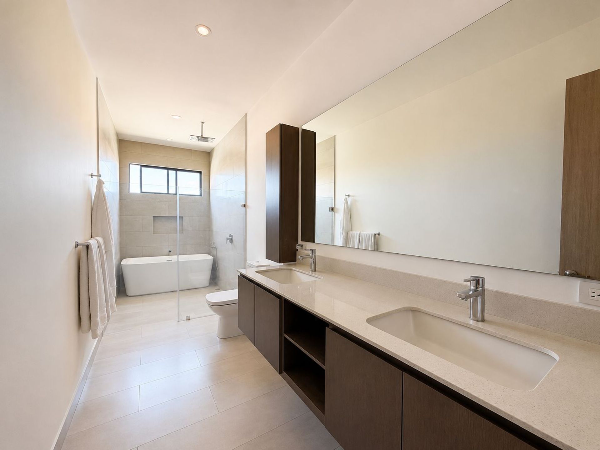 VEREDA LINDORA HOUSE FOR SALE SANTA ANA CASA EN VENTA BILASH AND CHARRON REAL ESTATE GROUP MARIA FERNANDA RIVAS