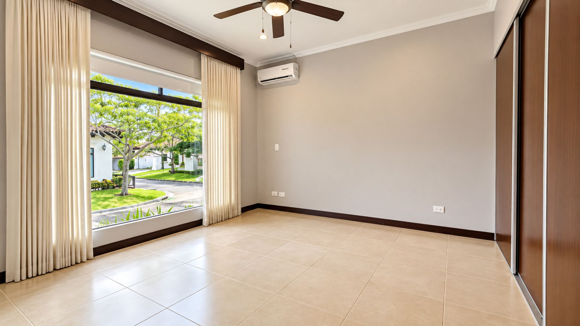 luxury house for sale condominio la escondida santa ana single level house for sale santa ana valle del sol golf course lindora