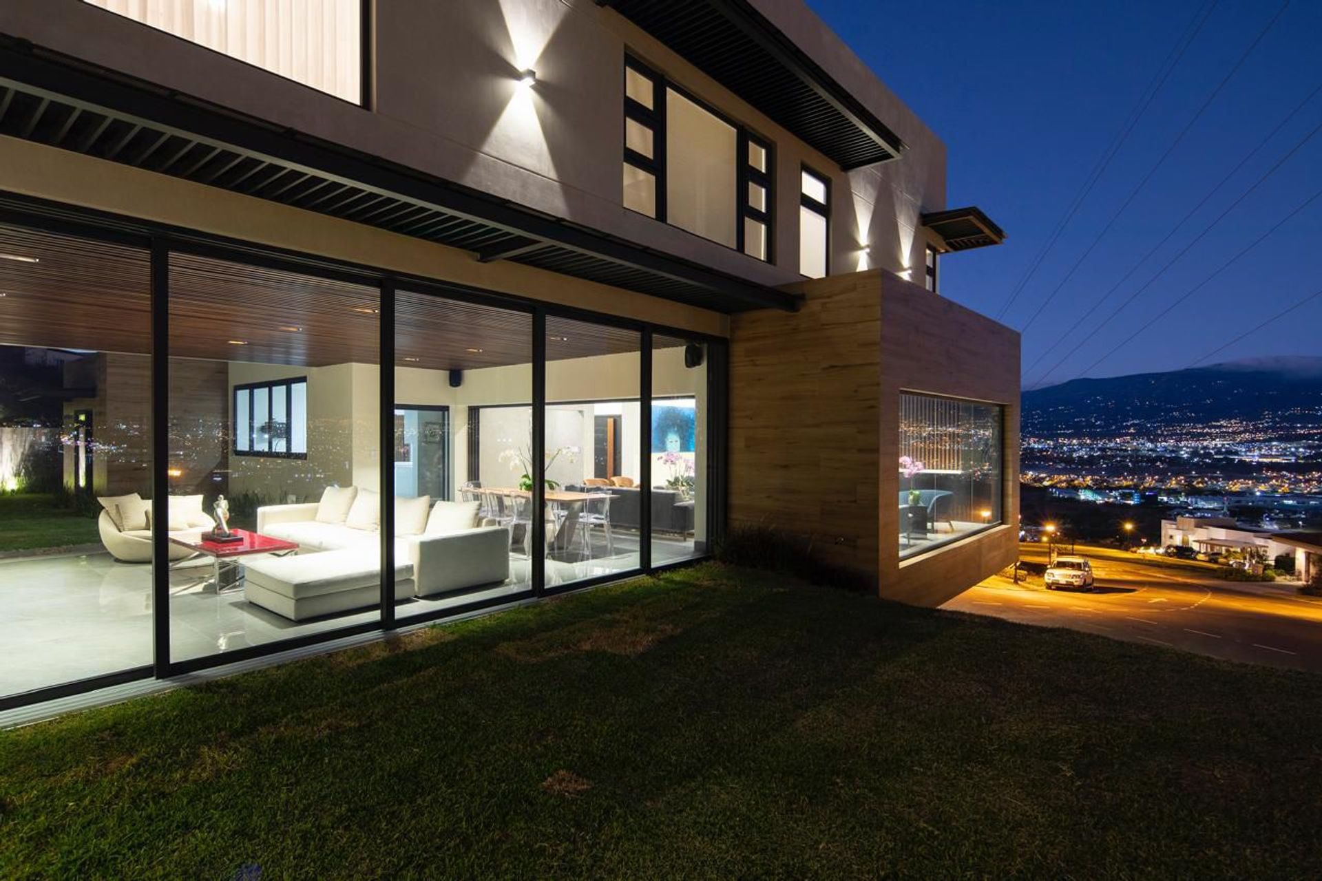 luxury house for sale cerro alto escazu, maria fernanda rivas bilash and charron real estate group costa rica pura vida