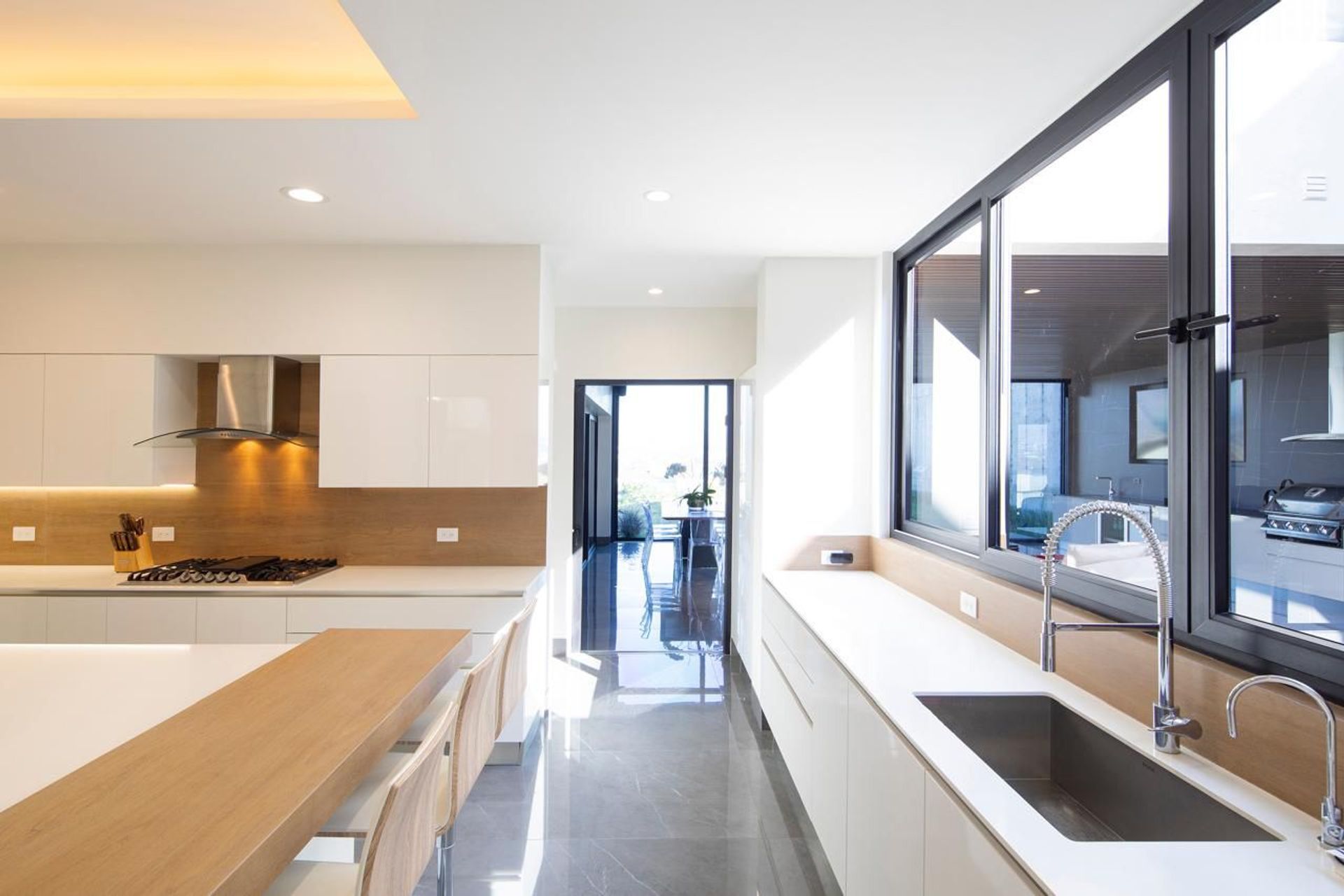 luxury house for sale cerro alto escazu, maria fernanda rivas bilash and charron real estate group costa rica pura vida