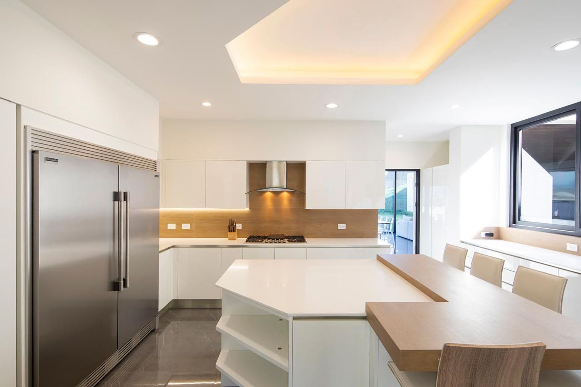 luxury house for sale cerro alto escazu, maria fernanda rivas bilash and charron real estate group costa rica pura vida