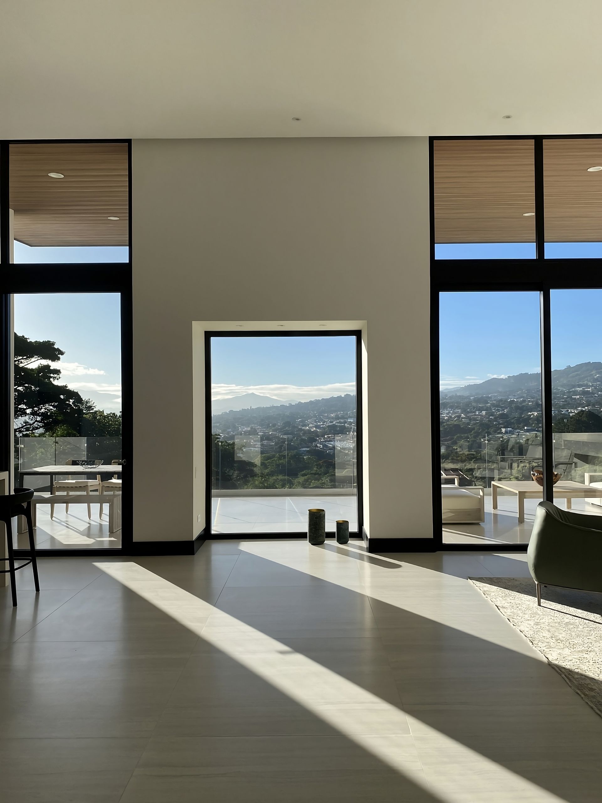 318512896_10228068804494873_6242937131377977595_n-3-yanodaxxarsxnnlp-transformed