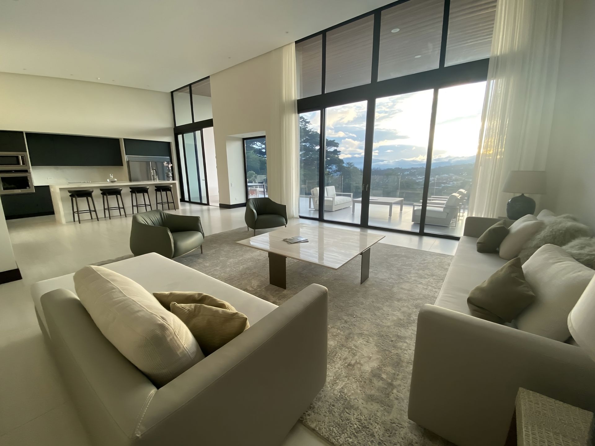 318597273_10228068809134989_4032328625474231171_n-m6lqx1nq9qsx37nl_1-transformed