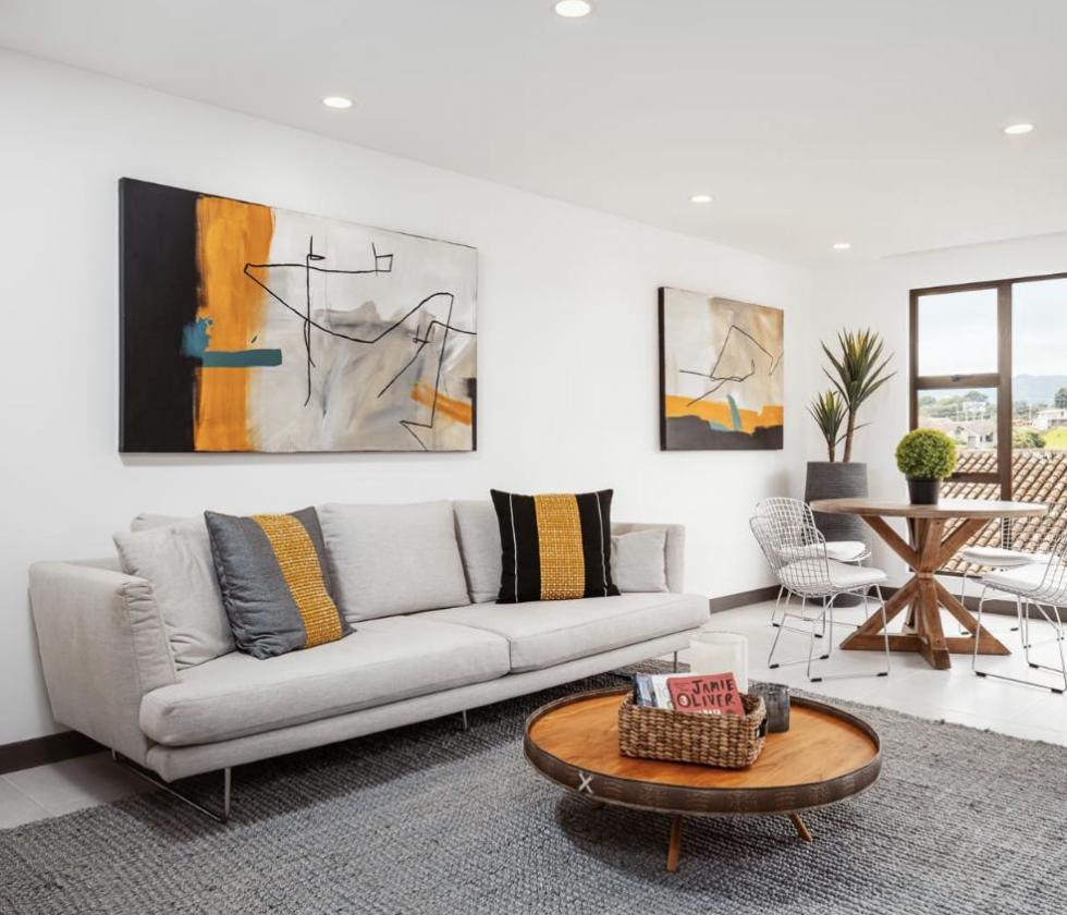 Model B -  , Sabanilla, San Jose 4