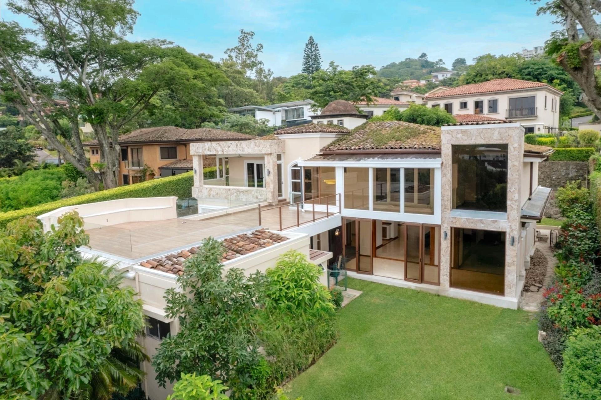 30 -  , Escazu, San Jose 2