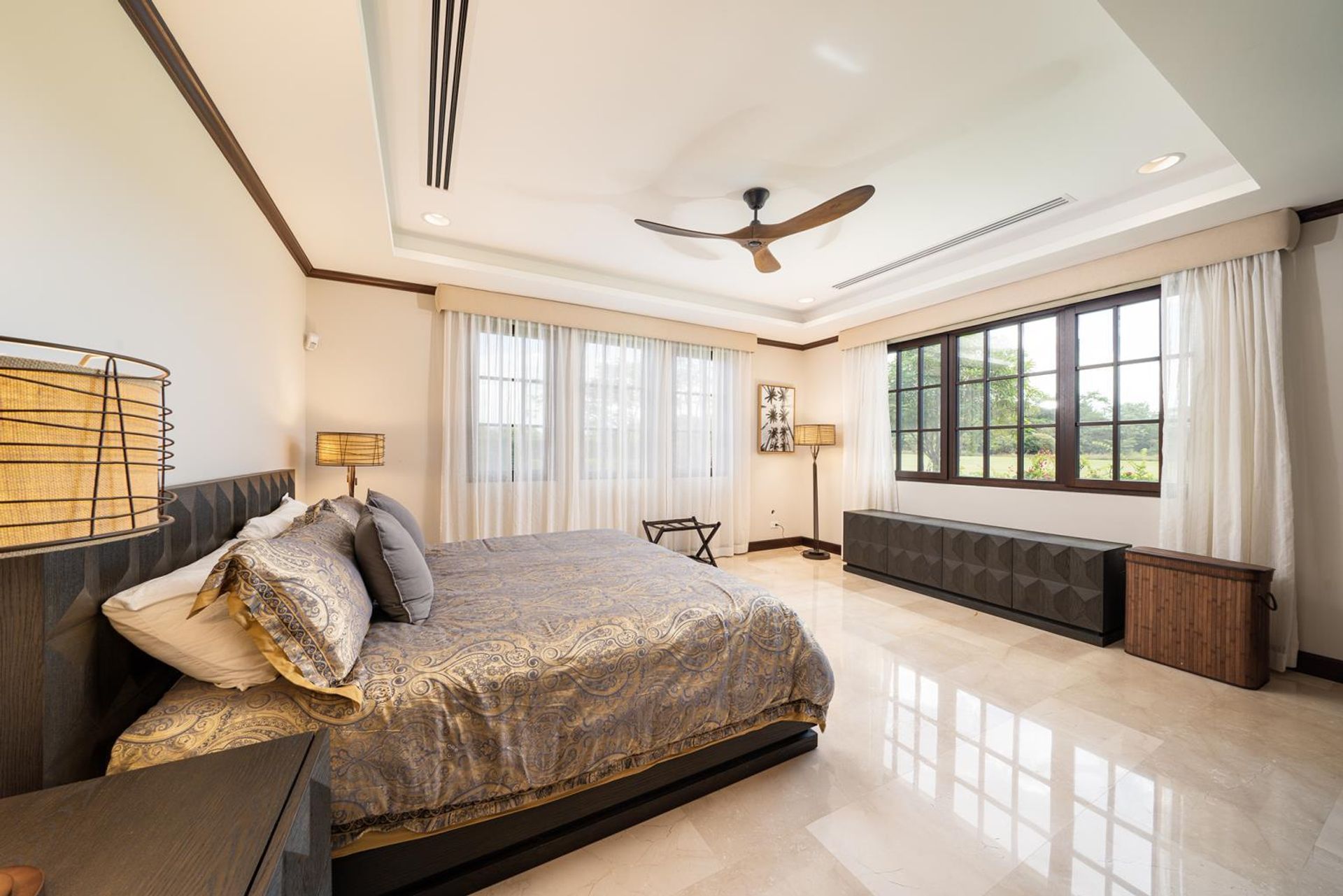 OCEAN FRONT OCEAN VIEW PROPERTIES HOUSE HACIENDA PINILLA GUANACASTE LA DULCE VIDA