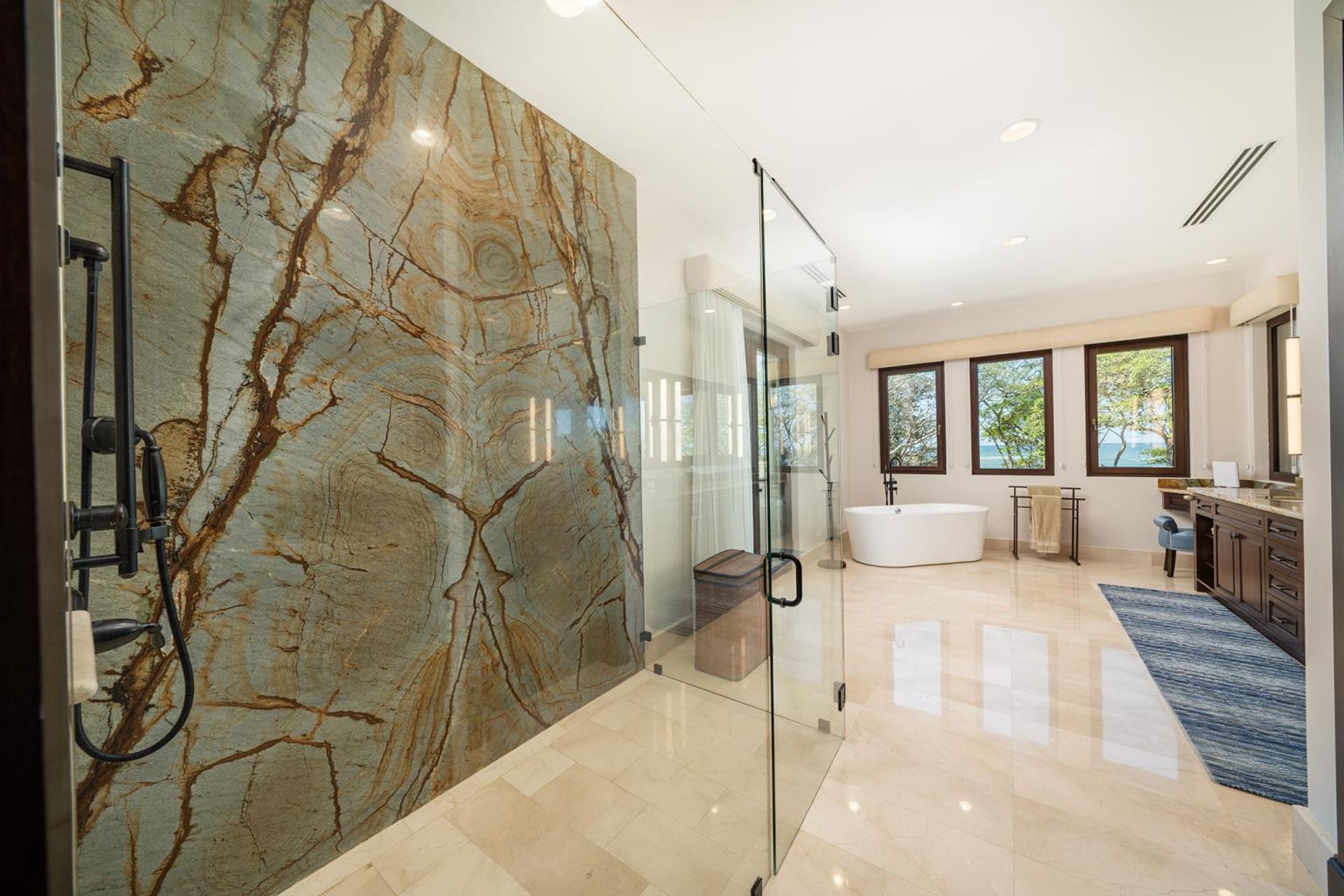 OCEAN FRONT OCEAN VIEW PROPERTIES HOUSE HACIENDA PINILLA GUANACASTE LA DULCE VIDA