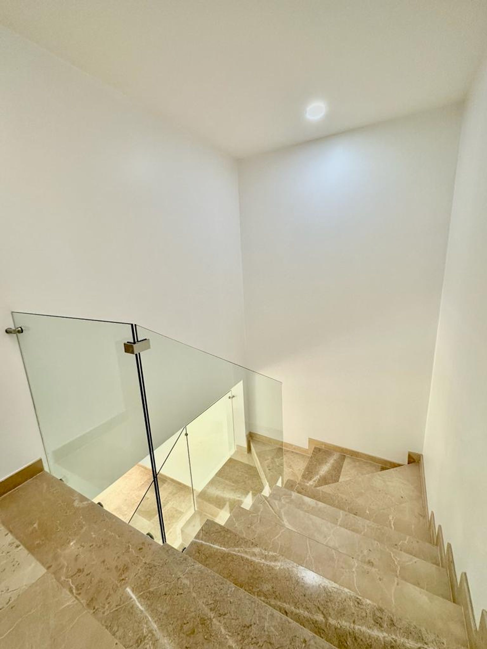 26ec9ed5-14cd-441b-8eb7-a51c0356e3da