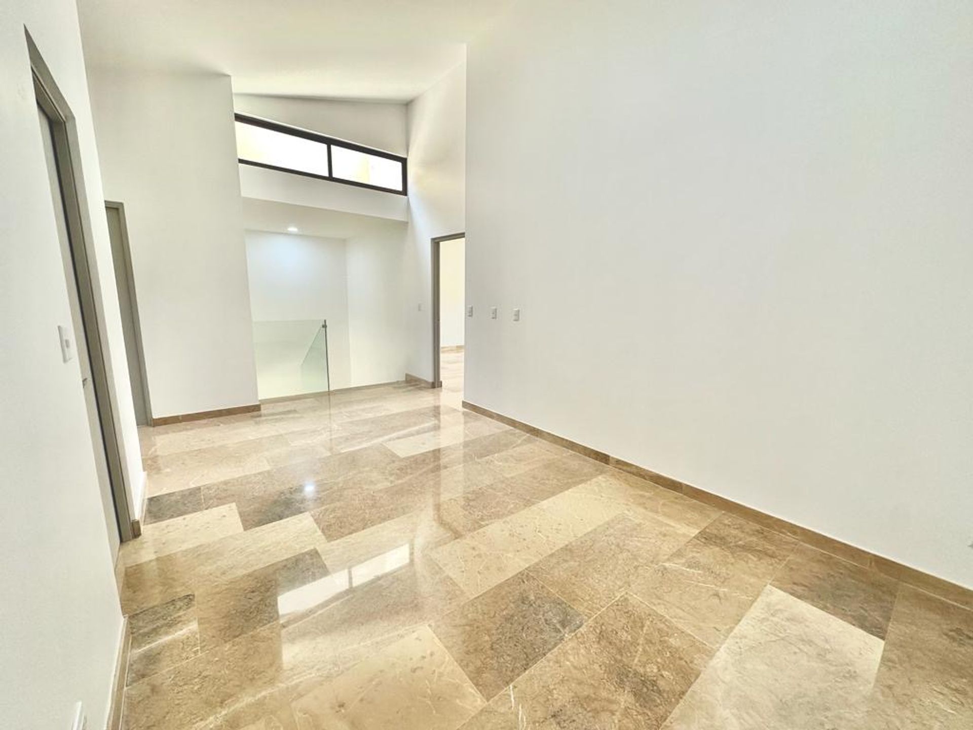 d24a10eb-4928-4b8d-b89e-259d61b6a364