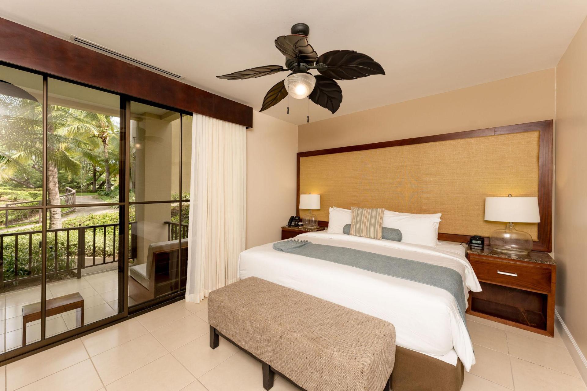 L910 - Pacifico , Coco Beach, Guanacaste 2