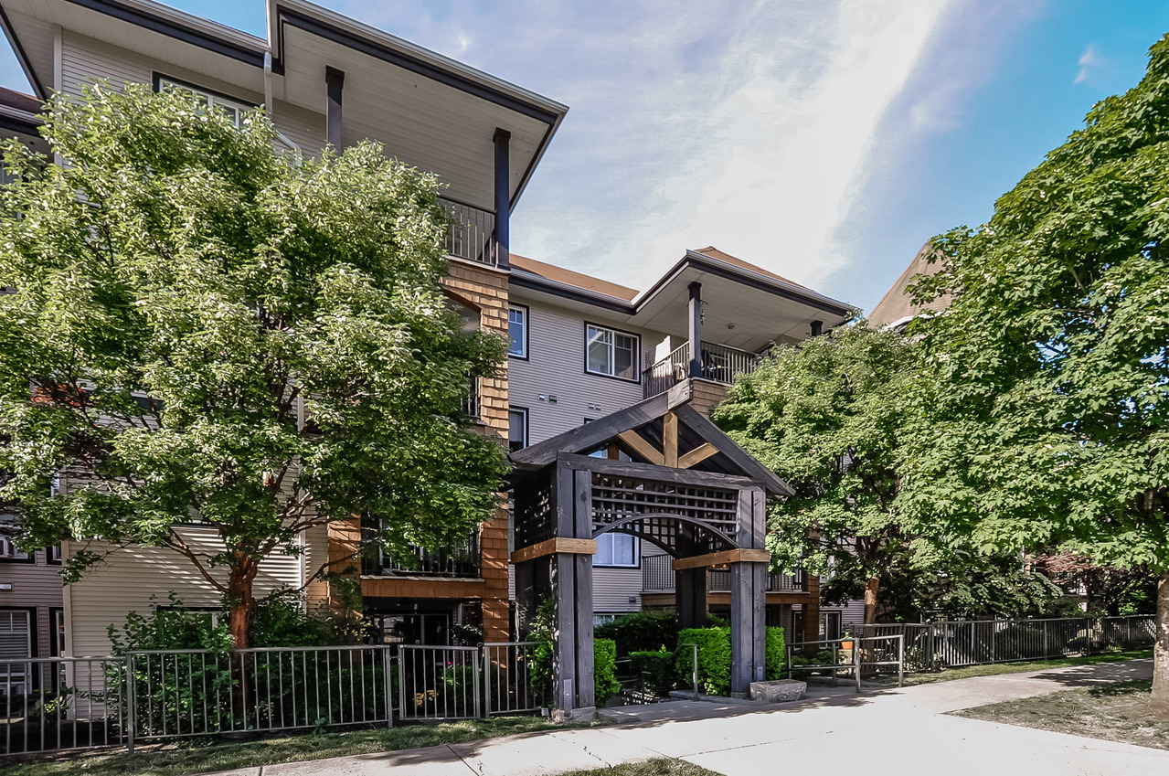 210 - 12207 224 Street, Maple Ridge photo number 1 210 - 12207 224 Street, Maple Ridge photo number 1