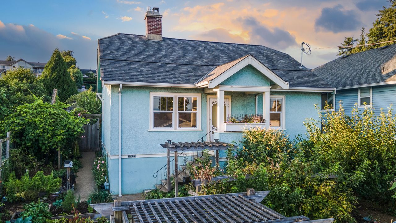 33433 3rd Avenue, Mission photo number 1 33433 3rd Avenue, Mission photo number 1