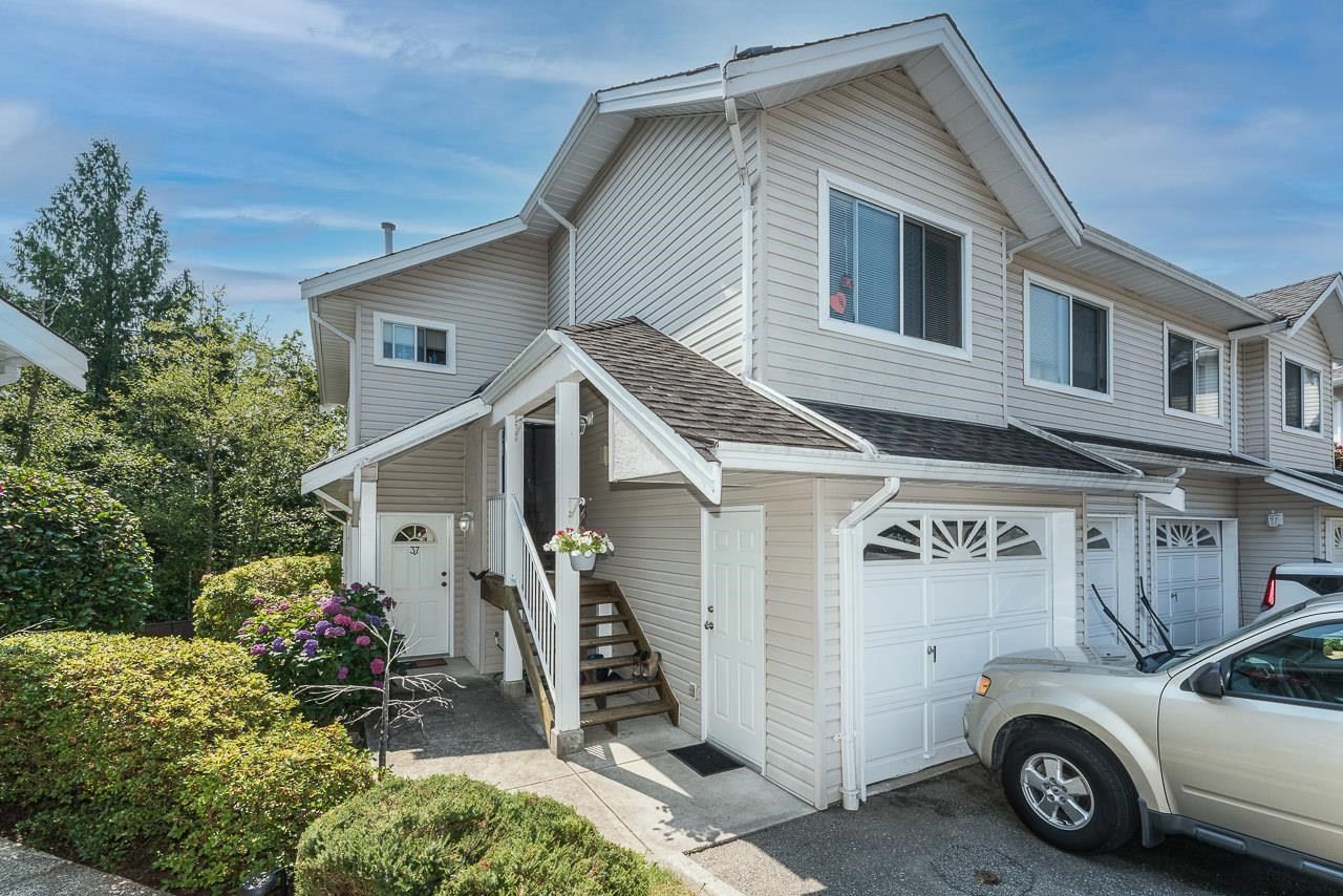 #37 - 11588 232 Street, Maple Ridge photo number 1 #37 - 11588 232 Street, Maple Ridge photo number 1