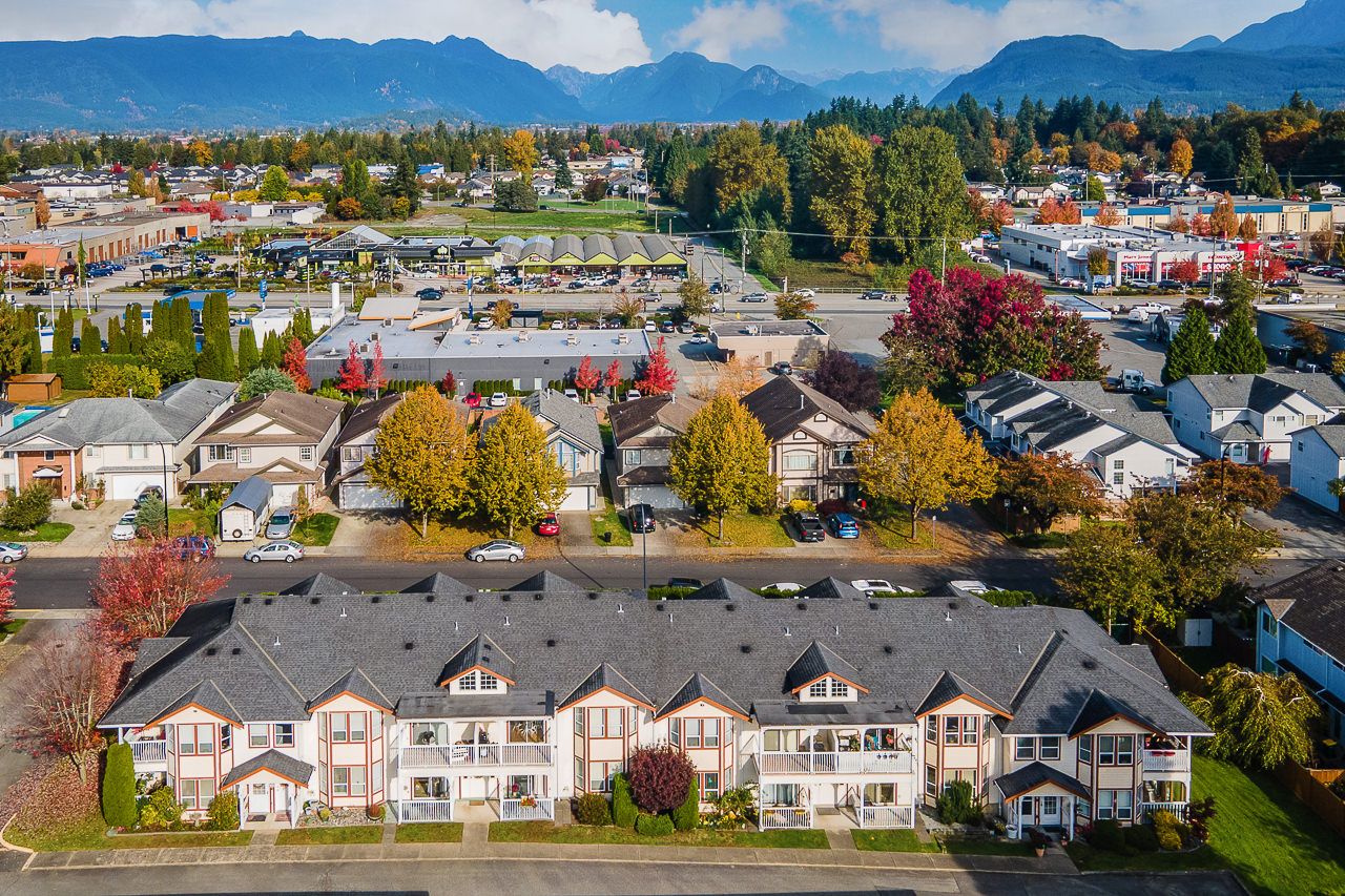 #4 - 20554 118 Avenue, Maple Ridge photo number 1 #4 - 20554 118 Avenue, Maple Ridge photo number 1