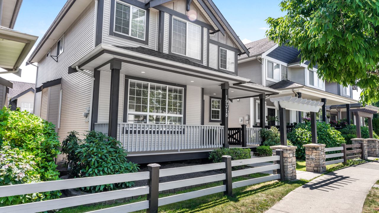 19318 66th Avenue, Surrey photo number 1 19318 66th Avenue, Surrey photo number 1