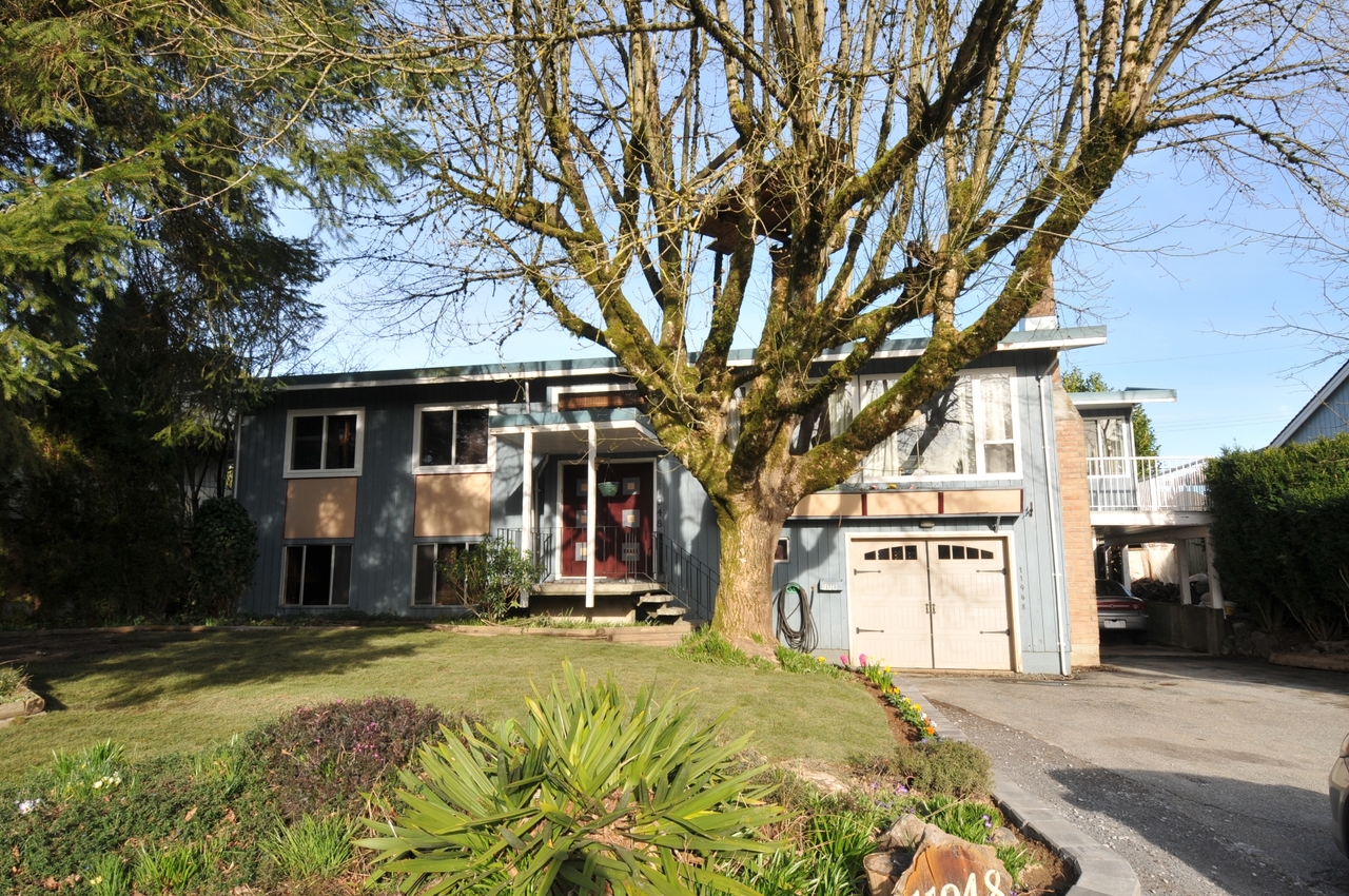 11948  Way, Maple Ridge photo number 1 11948  Way, Maple Ridge photo number 1