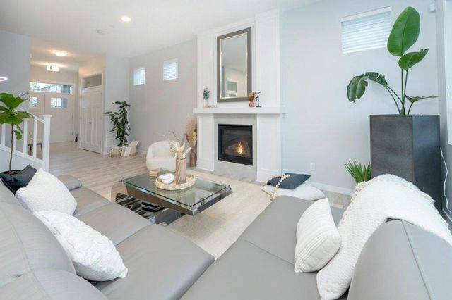 11300-240a-street-cottonwood-mr-maple-ridge-13 at 11300 240a Street, Maple Ridge 11300-240a-street-cottonwood-mr-maple-ridge-13 at 11300 240a Street, Maple Ridge