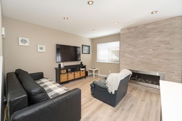 11255-harrison-street-east-central-maple-ridge-02 at #126 - 11255 Harrison Street, East Central, Maple Ridge 11255-harrison-street-east-central-maple-ridge-02 at #126 - 11255 Harrison Street, East Central, Maple Ridge