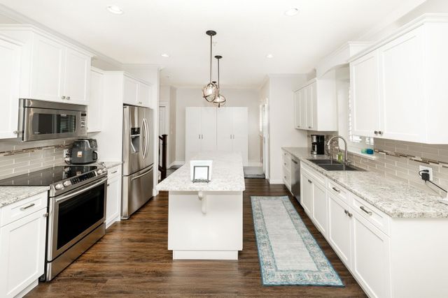 23925-116-avenue-cottonwood-mr-maple-ridge-04 at 108 - 23925 116 Avenue, Cottonwood MR, Maple Ridge