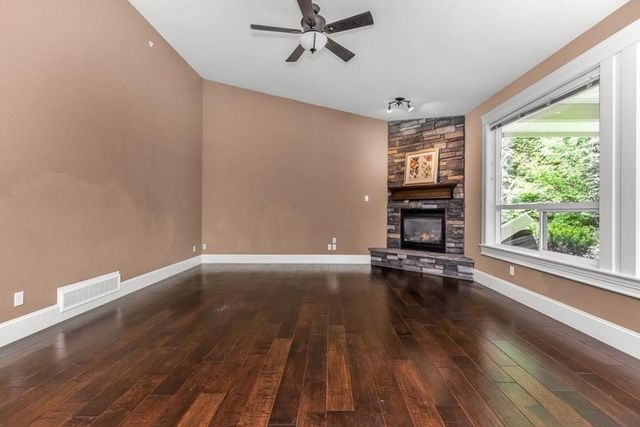 13210-shoesmith-crescent-silver-valley-maple-ridge-09 at 22 - 13210 Shoesmith Crescent, Silver Valley, Maple Ridge 13210-shoesmith-crescent-silver-valley-maple-ridge-09 at 22 - 13210 Shoesmith Crescent, Silver Valley, Maple Ridge