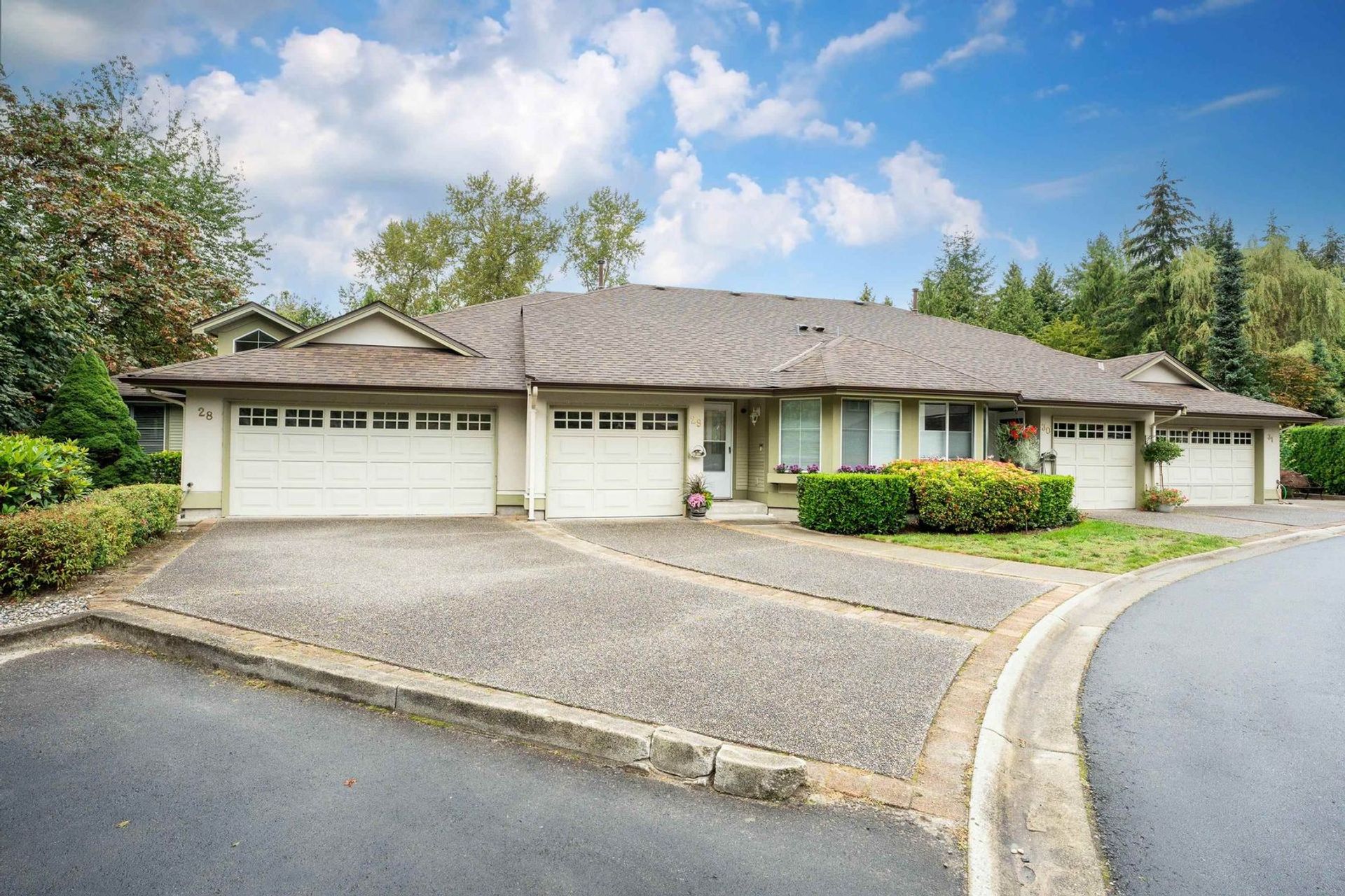 29 - 22740 116 Avenue, East Central, Maple Ridge photo number 1 29 - 22740 116 Avenue, East Central, Maple Ridge photo number 1