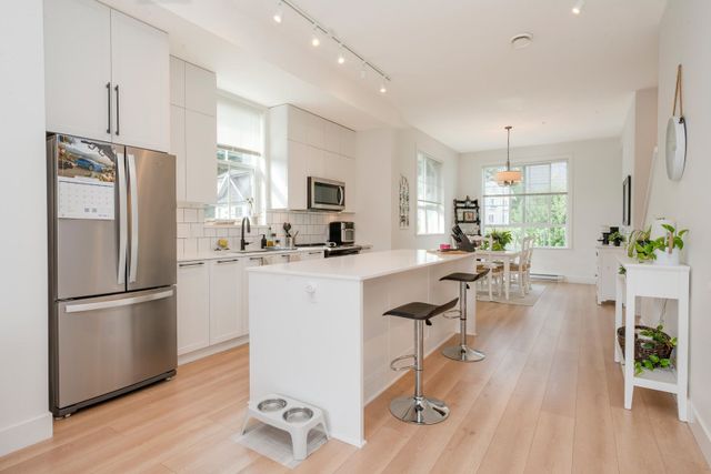 19696-hammond-road-south-meadows-pitt-meadows-04 at 20 - 19696 Hammond Road, South Meadows, Pitt Meadows 19696-hammond-road-south-meadows-pitt-meadows-04 at 20 - 19696 Hammond Road, South Meadows, Pitt Meadows