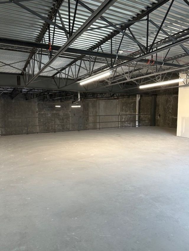 thumbnail_IMG_9212-1 at 150 - 2045 Matrix Crescent