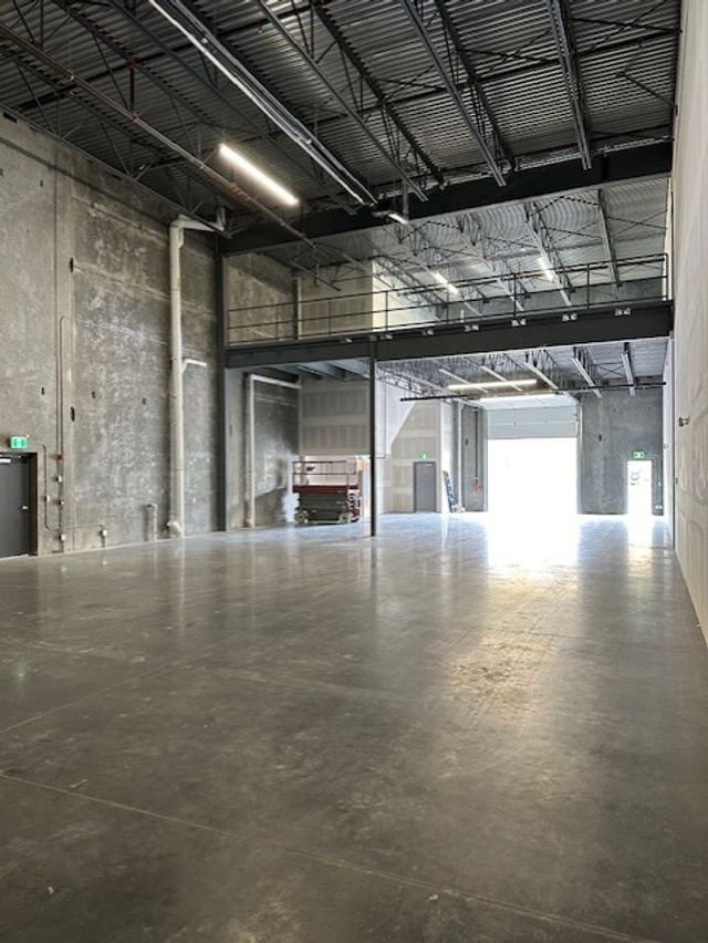 thumbnail_img_9209 at 150 - 2045 Matrix Crescent