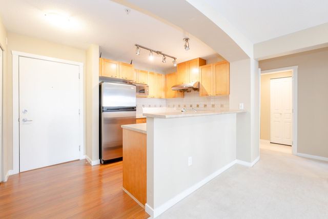 2958-whisper-way-westwood-plateau-coquitlam-04 at 301 - 2958 Whisper Way, Westwood Plateau, Coquitlam