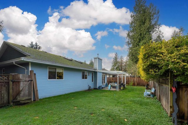 20755-117-avenue-southwest-maple-ridge-maple-ridge-34 at 20755 117 Avenue, Southwest Maple Ridge, Maple Ridge